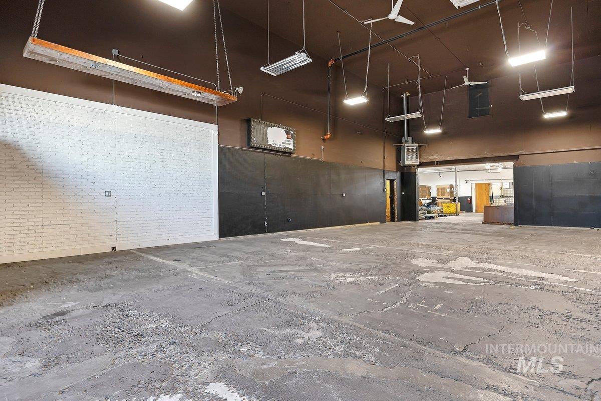 702 Fairfield St W, Twin Falls, Idaho 83301, Business/Commercial For Sale, Price $76,200, 98893679