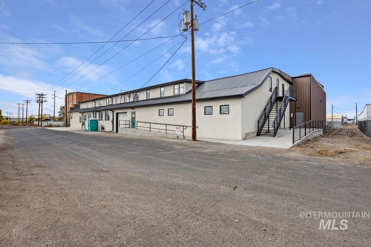 702 Fairfield St W, Twin Falls, Idaho 83301, Business/Commercial For Sale, Price $76,200, 98893679