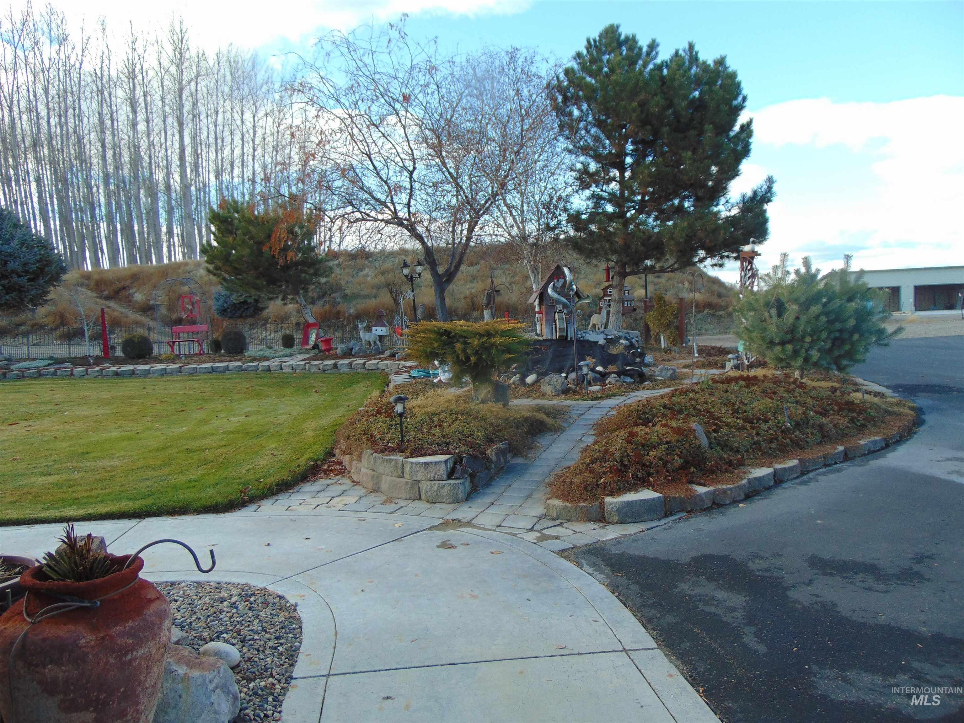 452 Thayer Dr., Ontario, Oregon 97914, 3 Bedrooms, 2 Bathrooms, Residential For Sale, Price $865,000,MLS 98896345