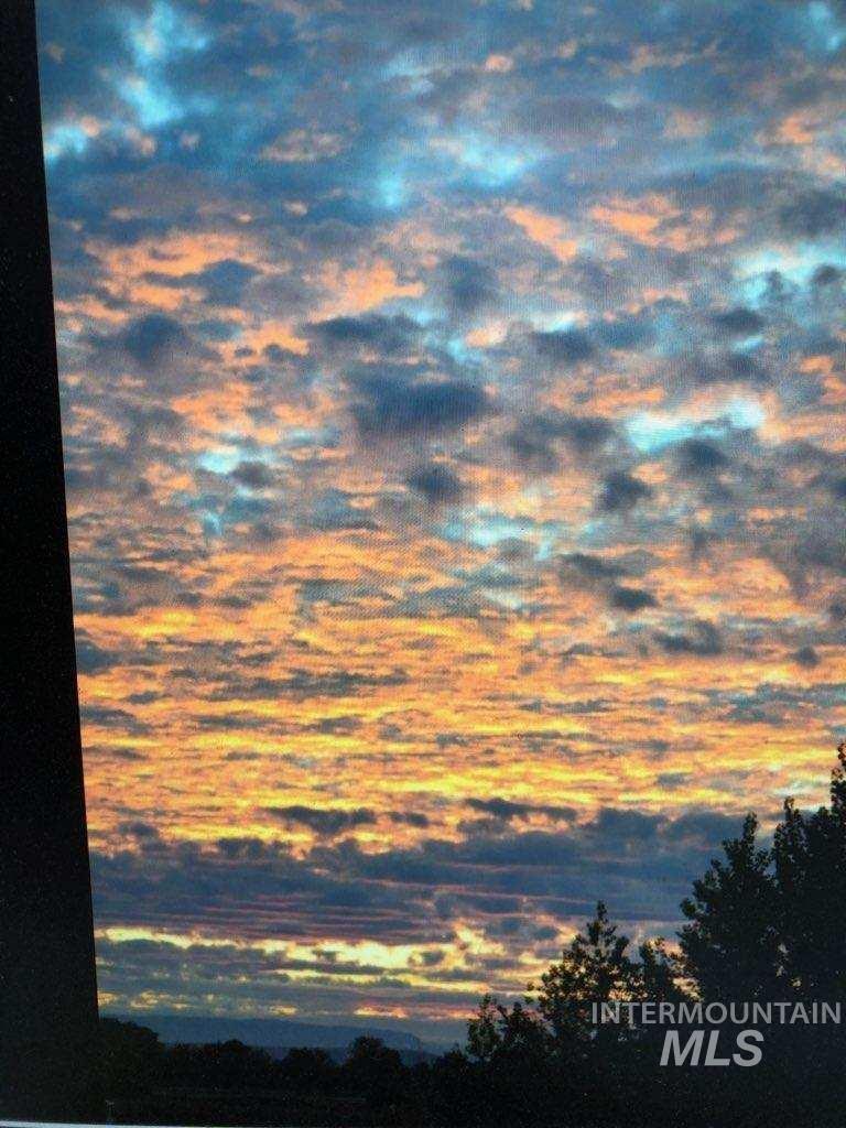 452 Thayer Dr., Ontario, Oregon 97914, 3 Bedrooms, 2 Bathrooms, Residential For Sale, Price $865,000,MLS 98896345