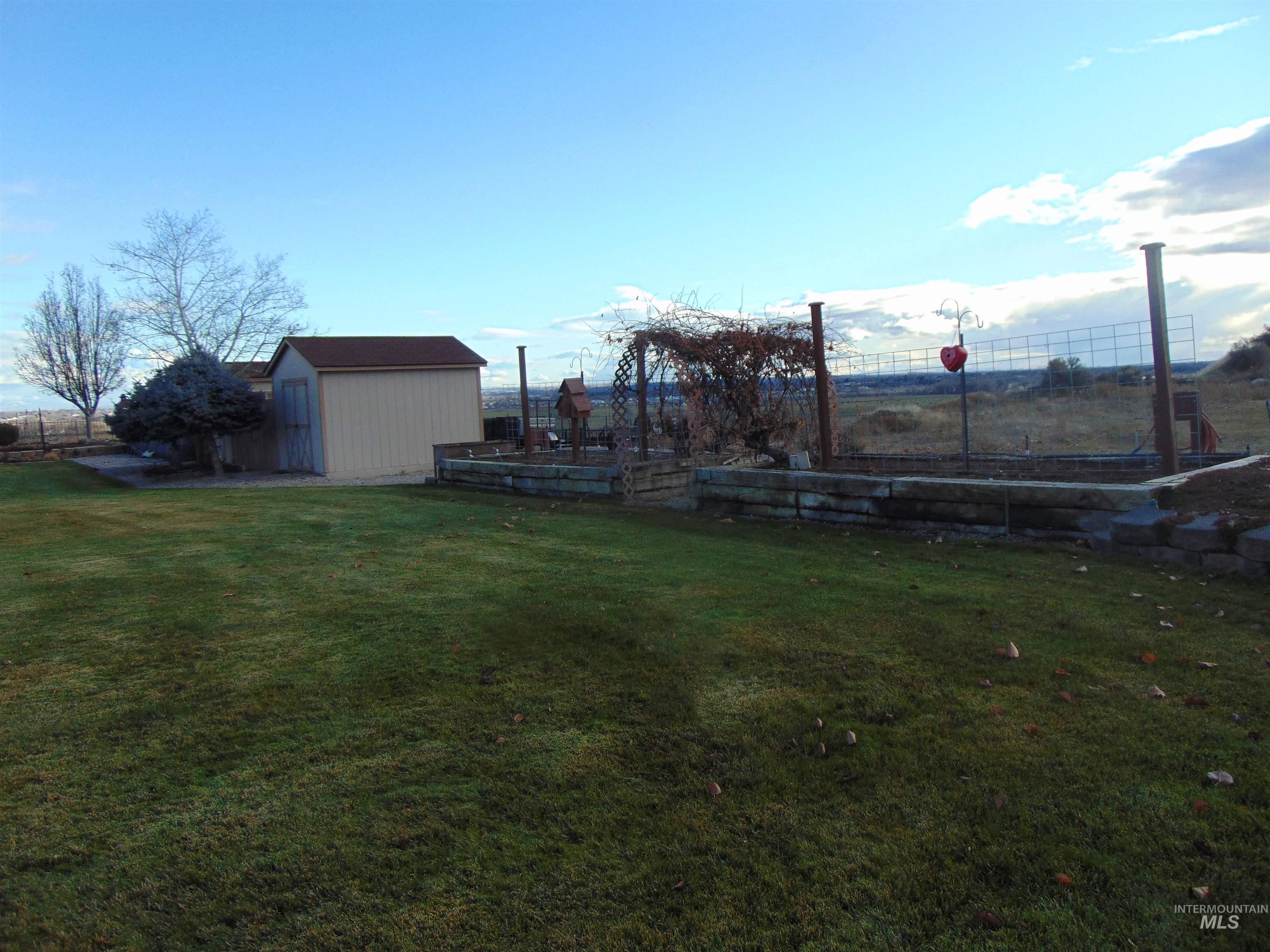 452 Thayer Dr., Ontario, Oregon 97914, 3 Bedrooms, 2 Bathrooms, Residential For Sale, Price $865,000,MLS 98896345