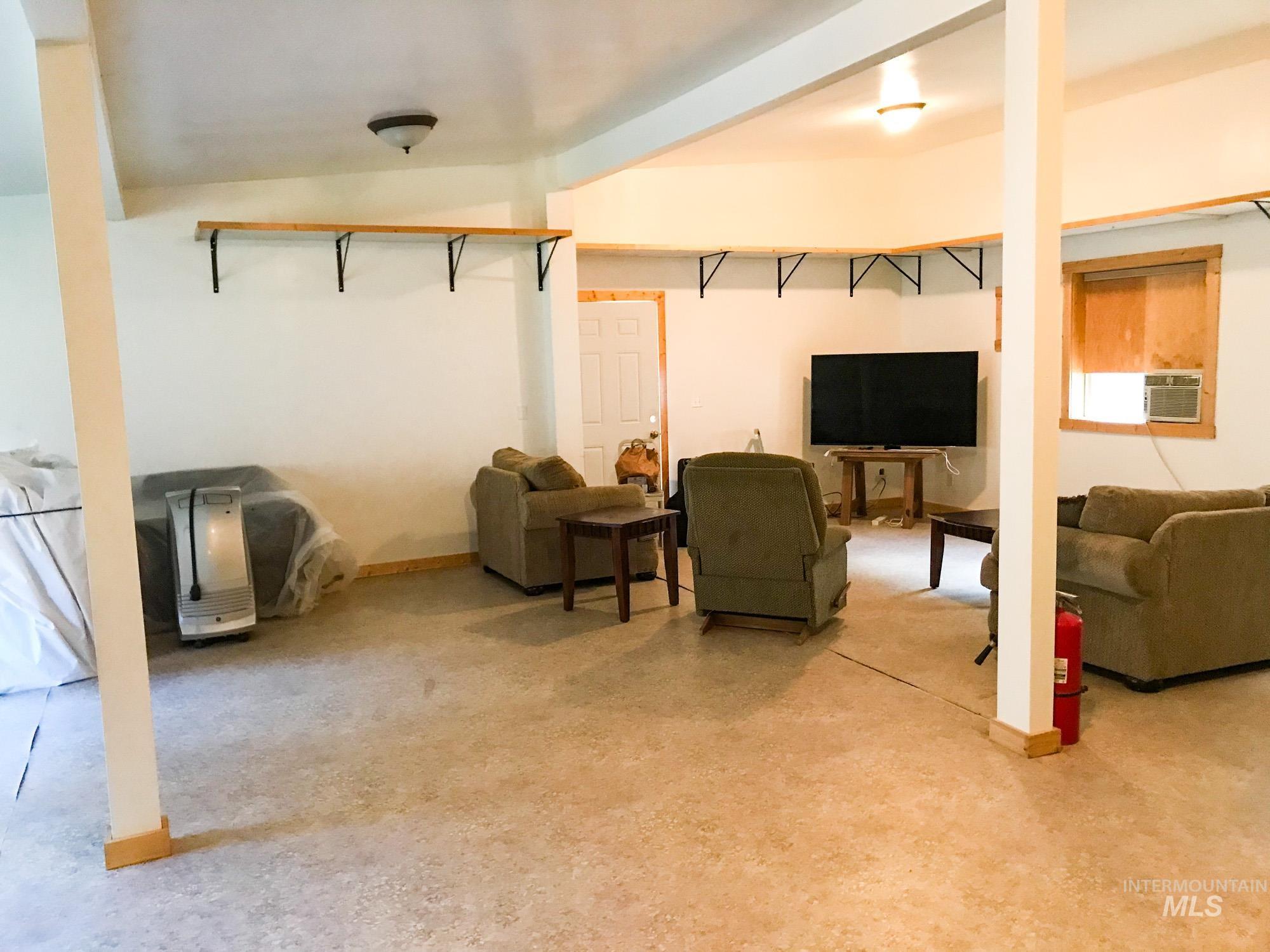 1850 FS Rd #318, Riggins, Idaho 83638, 10 Bedrooms, 6 Bathrooms, Residential For Sale, Price $3,500,000,MLS 98896648