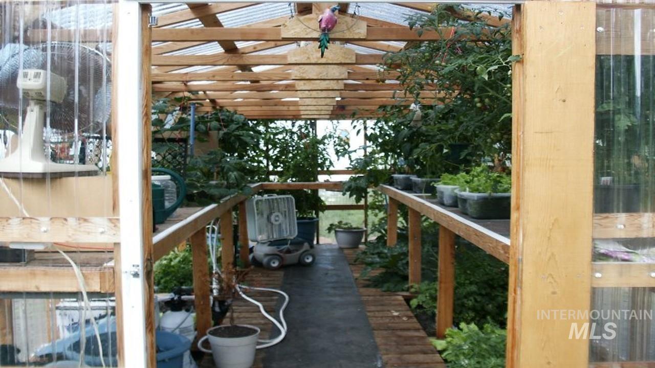 21506 Buckboard Lane, Lewiston, Idaho 83501, 3 Bedrooms, 3 Bathrooms, Residential For Sale, Price $999,977, 98897877