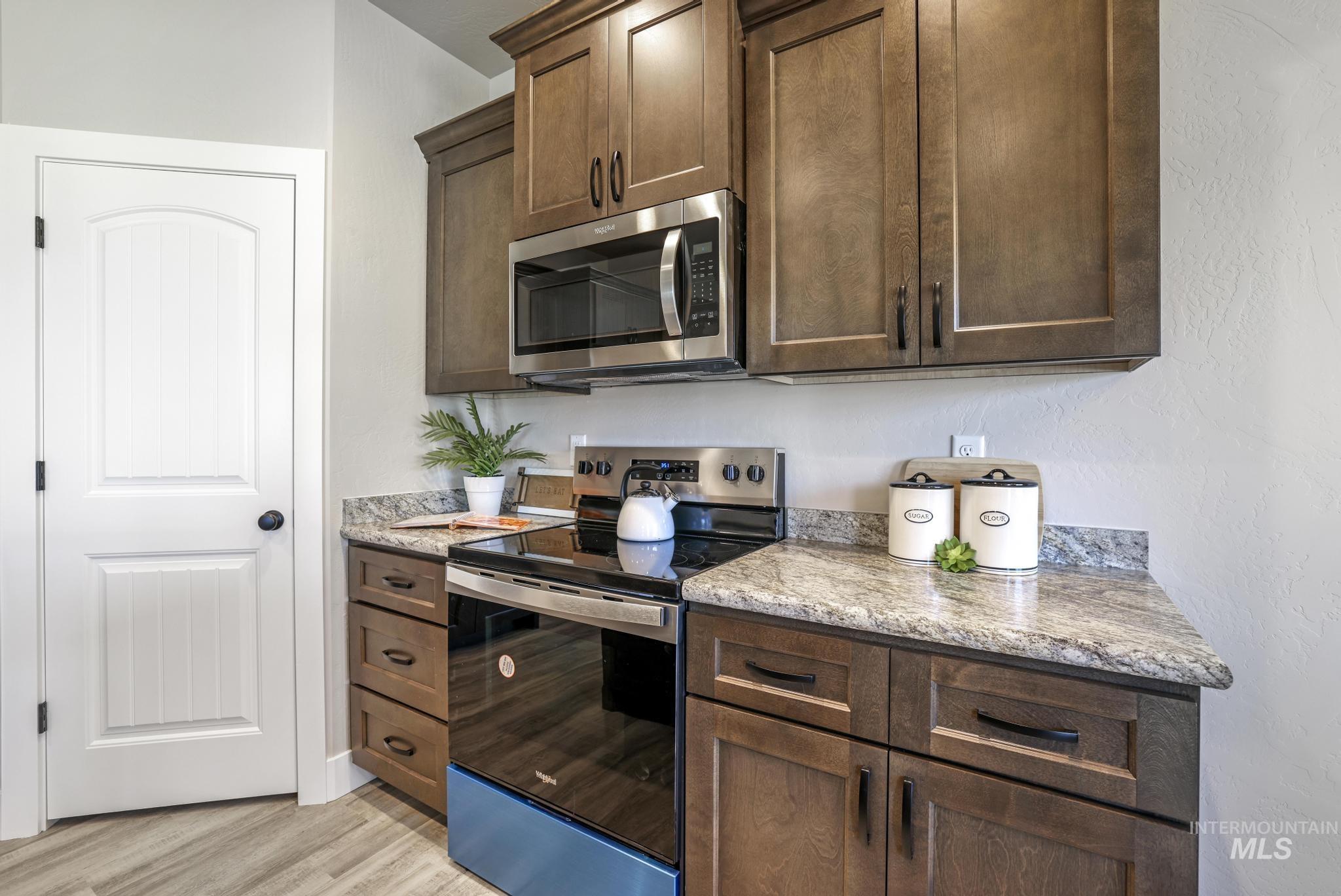 2101 Erin St, Jerome, Idaho 83338, 3 Bedrooms, 2 Bathrooms, Residential For Sale, Price $350,000, 98903355