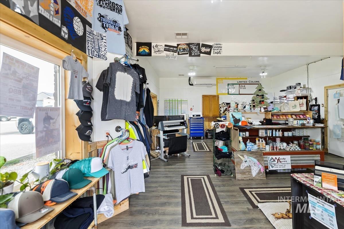 20 & 40 E Central Blvd, Cambridge, Idaho 83610, Business/Commercial For Sale, Price $424,000,MLS 98906867