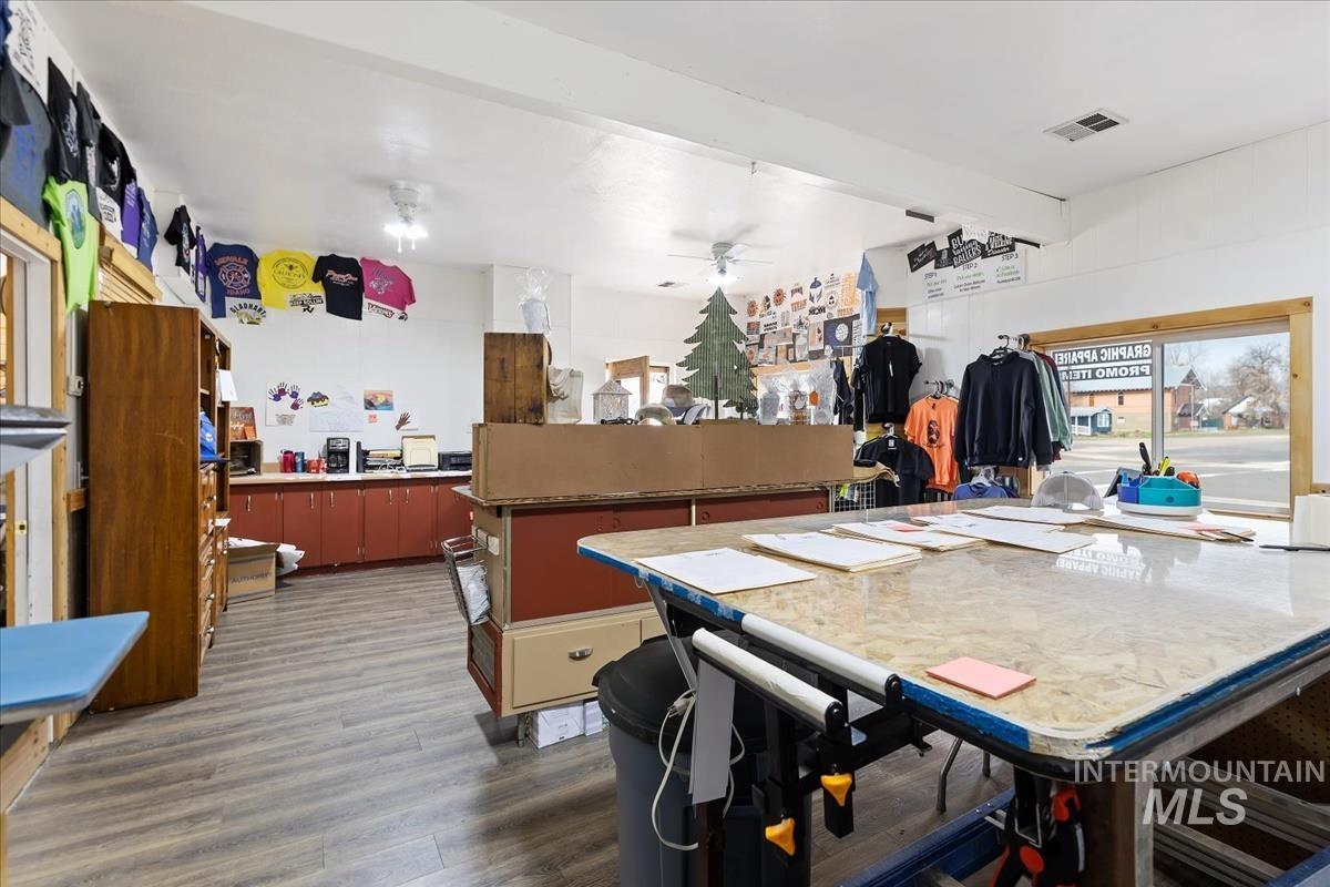 20 & 40 E Central Blvd, Cambridge, Idaho 83610, Business/Commercial For Sale, Price $424,000,MLS 98906867