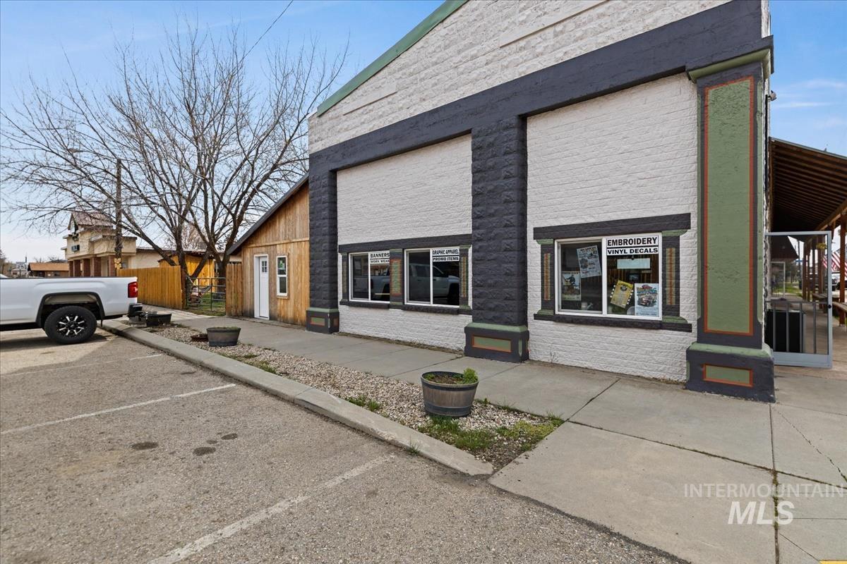 20 & 40 E Central Blvd, Cambridge, Idaho 83610, Business/Commercial For Sale, Price $424,000,MLS 98906867