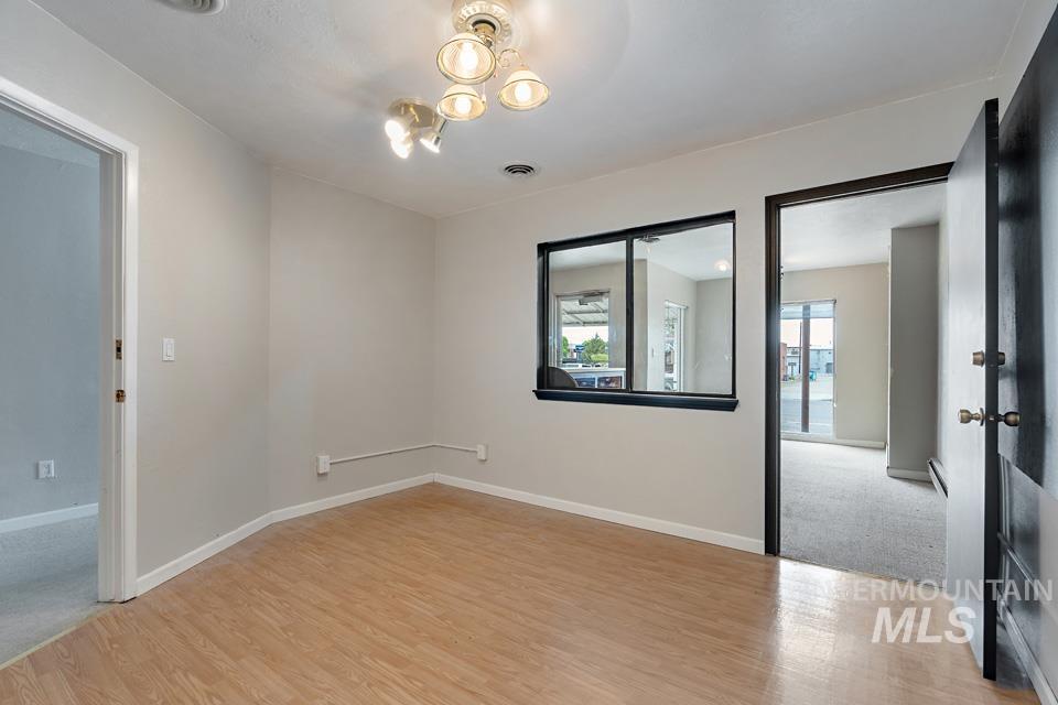 163 SW 1st Street, Ontario, Oregon 97914, 4 Bedrooms, Business/Commercial For Sale, Price $525,000,MLS 98907764