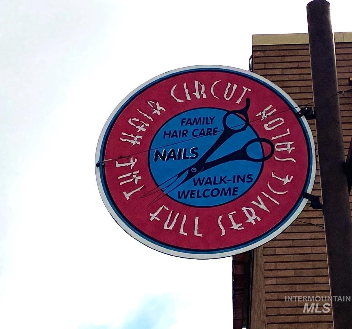 163 SW 1st Street, Ontario, Oregon 97914, 4 Bedrooms, Business/Commercial For Sale, Price $525,000,MLS 98907764