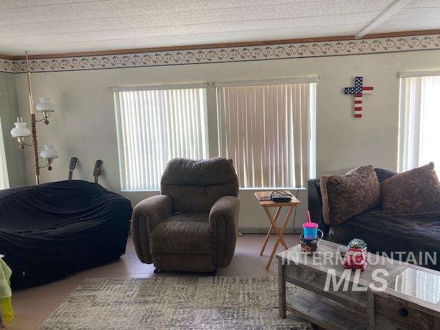 5517 95 Spur Highway, Ontario, Oregon 97914, 3 Bedrooms, 2 Bathrooms, Residential For Sale, Price $330,000, 98910197