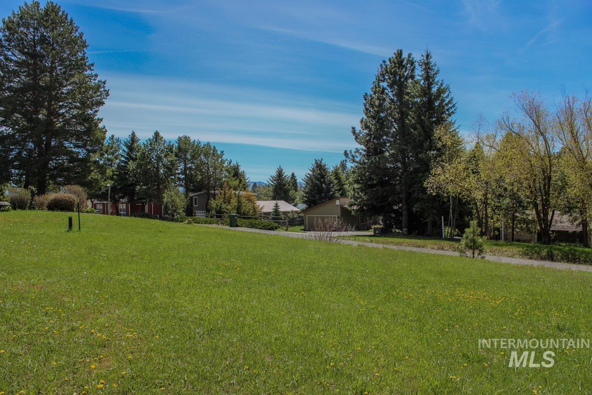 511 Lakeview Drive, Cascade, Idaho 83611, Land For Sale, Price $289,000, 98910628