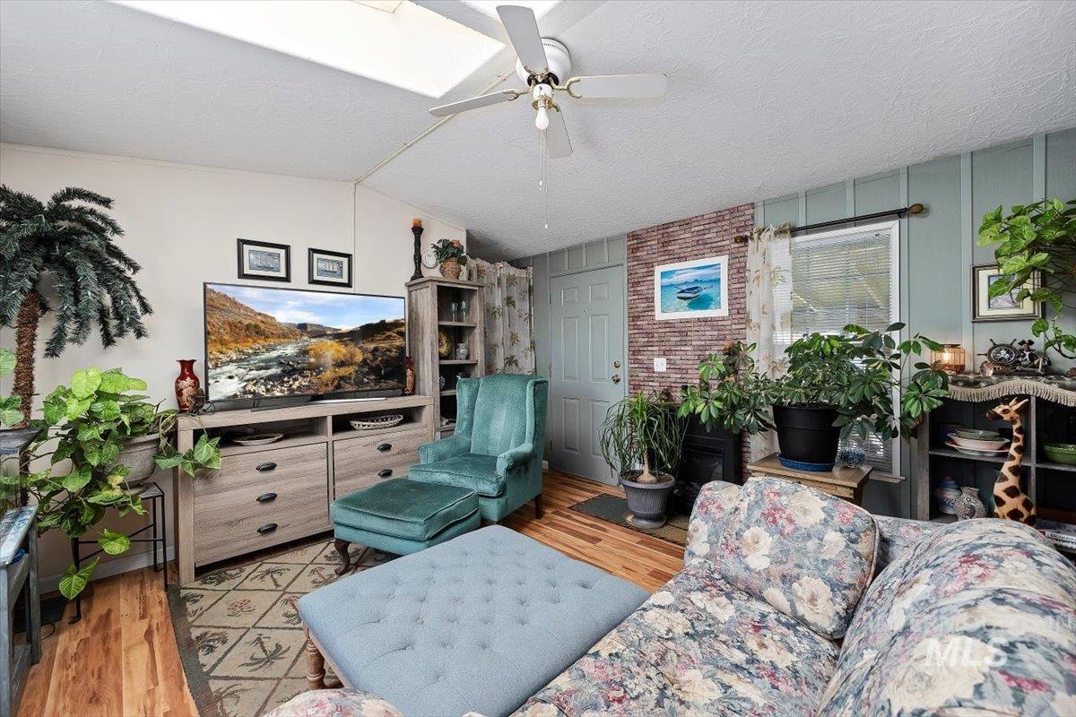 22 Blue Spruce Drive, Hagerman, Idaho 83332, 2 Bedrooms, 2 Bathrooms, Residential For Sale, Price $105,000, 98912599