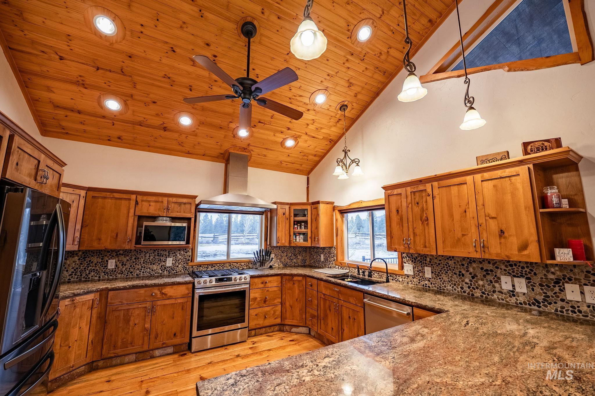 170 N Wildflower Way, Prairie, Idaho 83647, 3 Bedrooms, 2.5 Bathrooms, Residential For Sale, Price $2,499,900,MLS 98913792