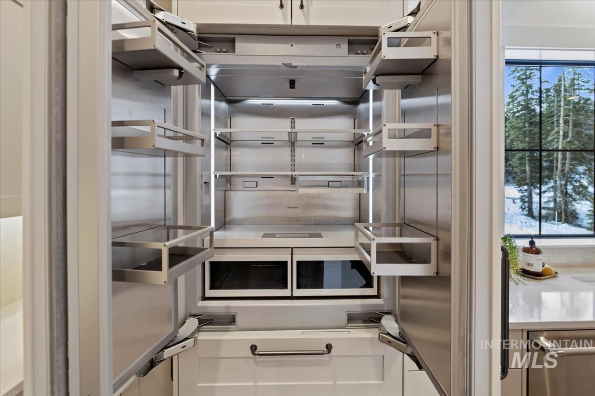 64 Ponderosa Ridge Court, Donnelly, Idaho 83615, 4 Bedrooms, 3.5 Bathrooms, Residential For Sale, Price $2,699,000,MLS 98913855