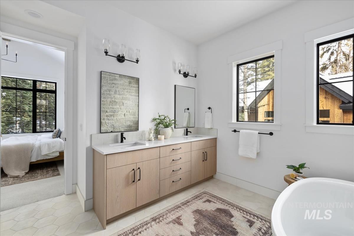 64 Ponderosa Ridge Court, Donnelly, Idaho 83615, 4 Bedrooms, 3.5 Bathrooms, Residential For Sale, Price $2,699,000,MLS 98913855