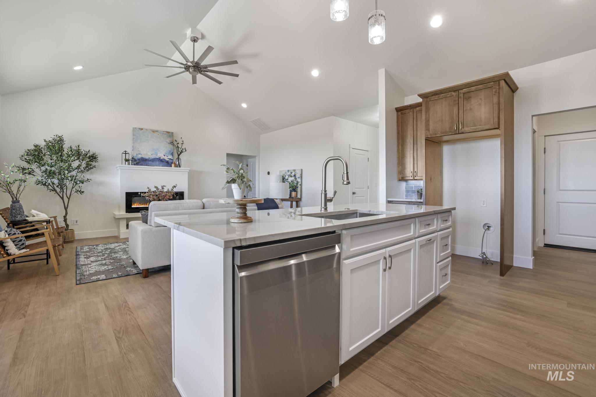 3679 E 3735 N, Kimberly, Idaho 83341, 4 Bedrooms, 2.5 Bathrooms, Residential For Sale, Price $629,900,MLS 98914349