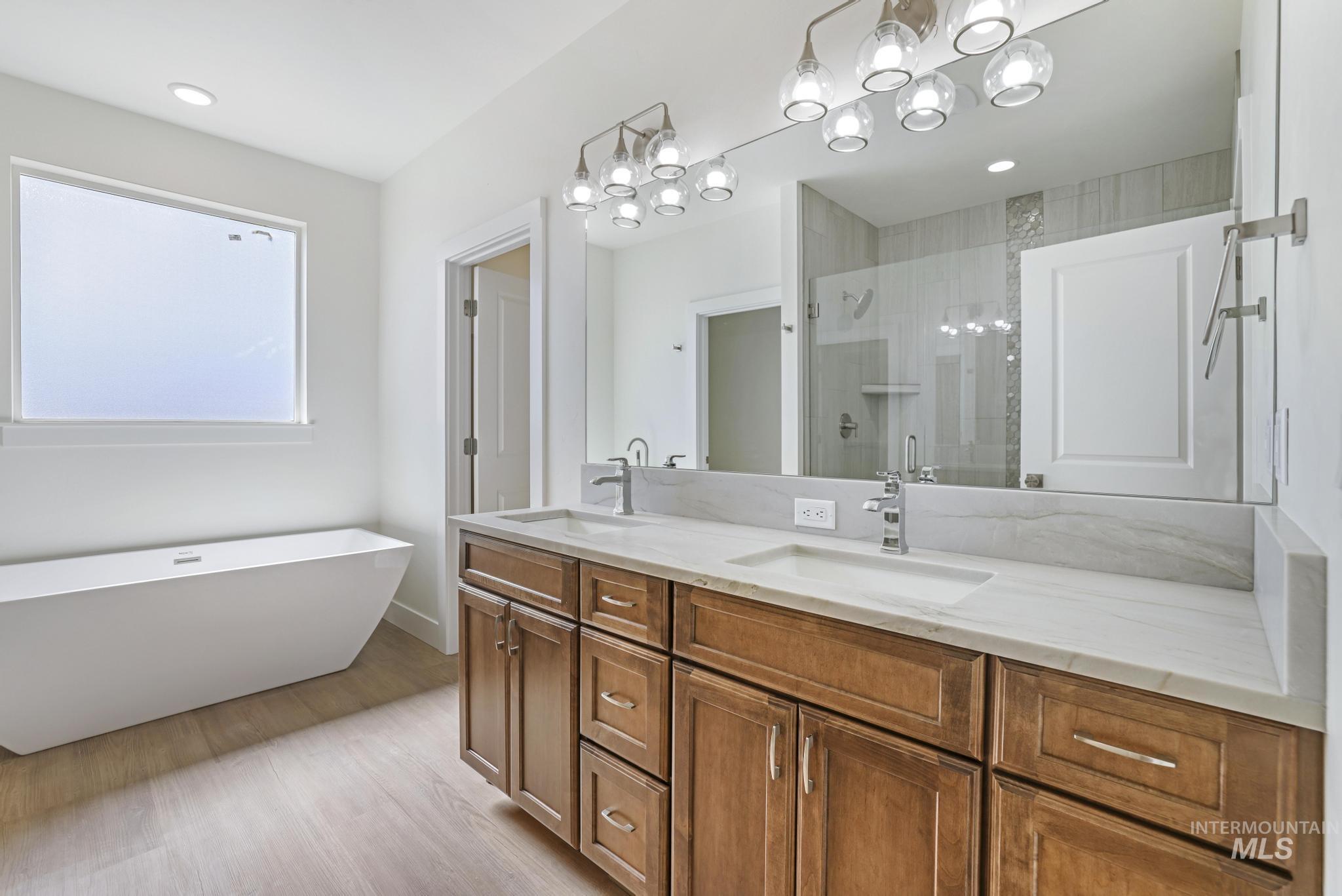 3679 E 3735 N, Kimberly, Idaho 83341, 4 Bedrooms, 2.5 Bathrooms, Residential For Sale, Price $629,900,MLS 98914349