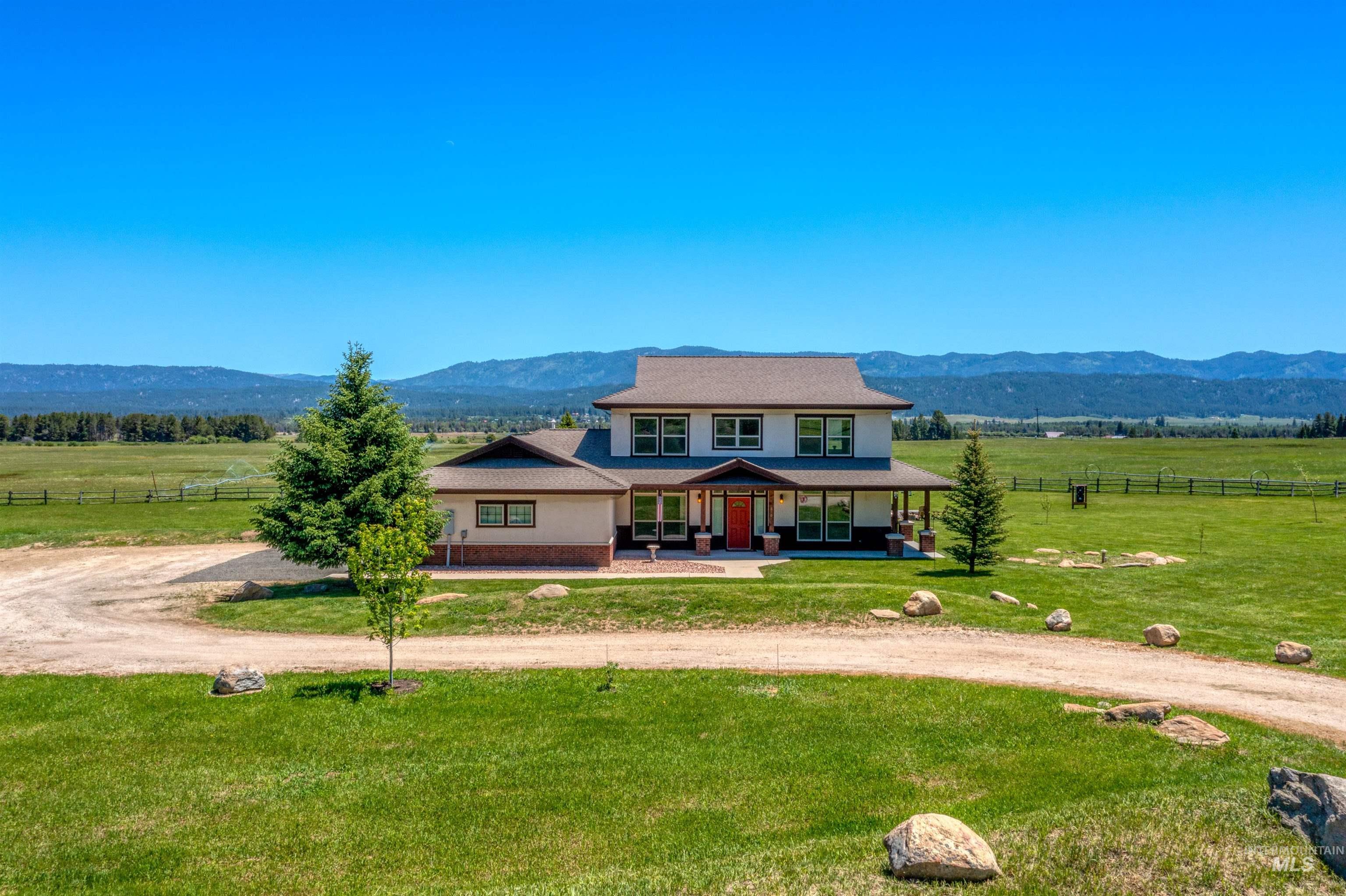 610 Cabarton Rd, Cascade, Idaho 83611, 3 Bedrooms, 3 Bathrooms, Residential For Sale, Price $2,497,000,MLS 98914448