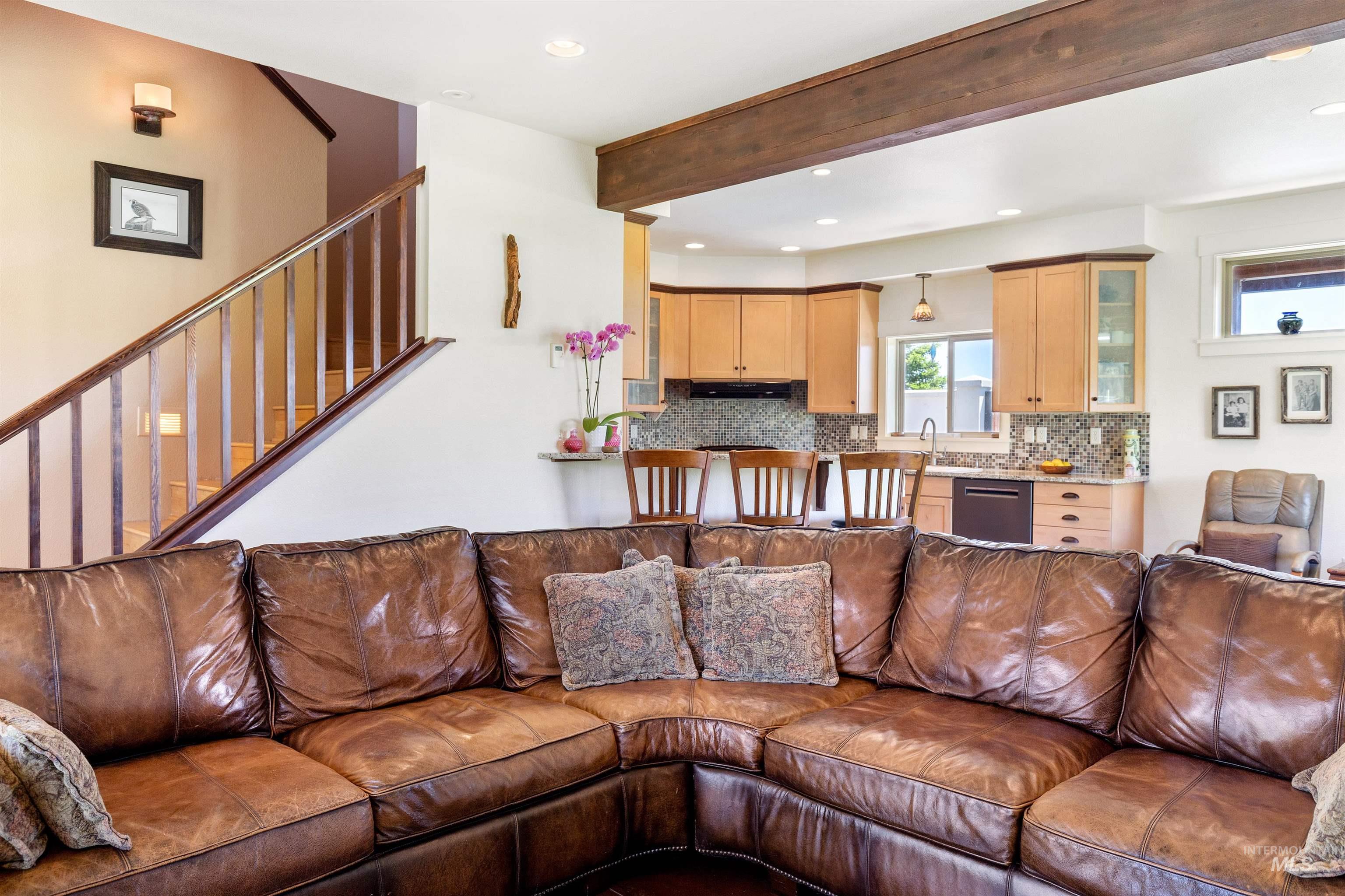 610 Cabarton Rd, Cascade, Idaho 83611, 3 Bedrooms, 3 Bathrooms, Residential For Sale, Price $2,497,000,MLS 98914448