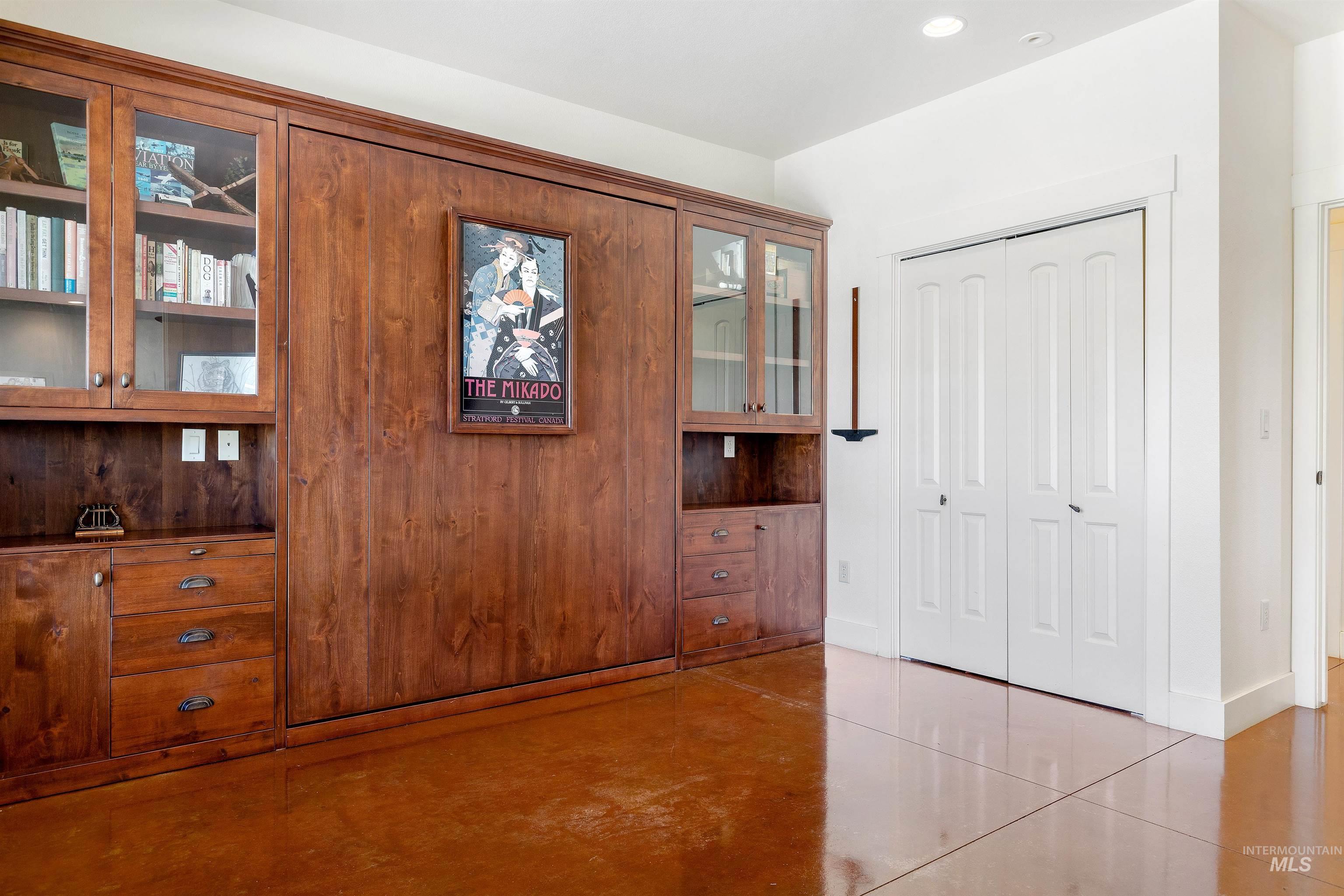 610 Cabarton Rd, Cascade, Idaho 83611, 3 Bedrooms, 3 Bathrooms, Residential For Sale, Price $2,497,000,MLS 98914448