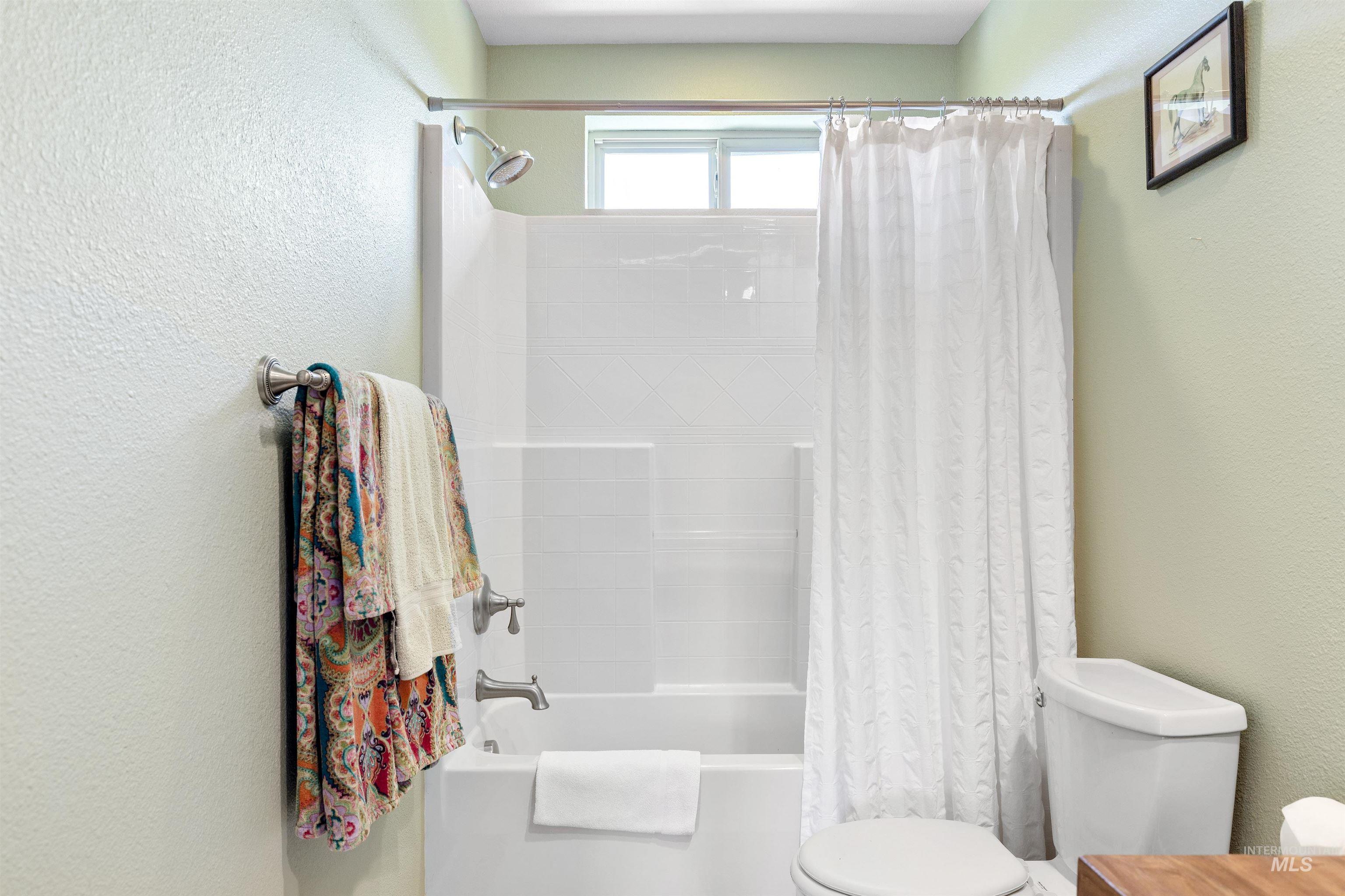 610 Cabarton Rd, Cascade, Idaho 83611, 3 Bedrooms, 3 Bathrooms, Residential For Sale, Price $2,497,000,MLS 98914448