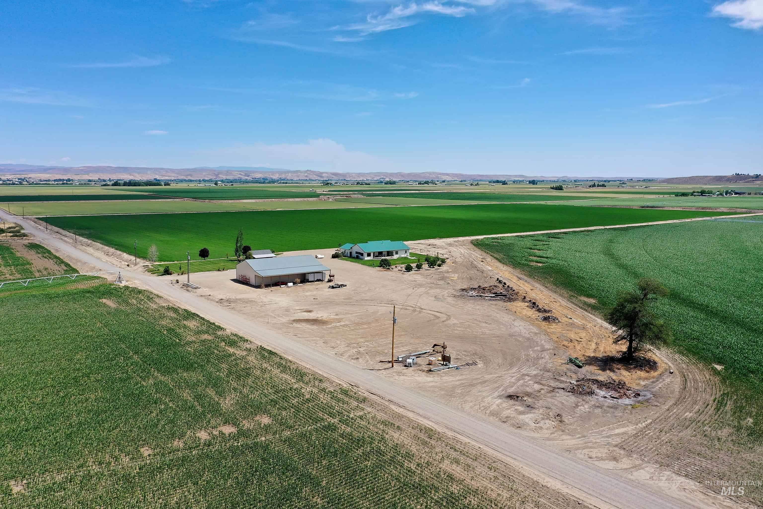 517 Oleander Rd, Ontario, Oregon 97914, 5 Bedrooms, 3.5 Bathrooms, Residential For Sale, Price $999,950, 98914903