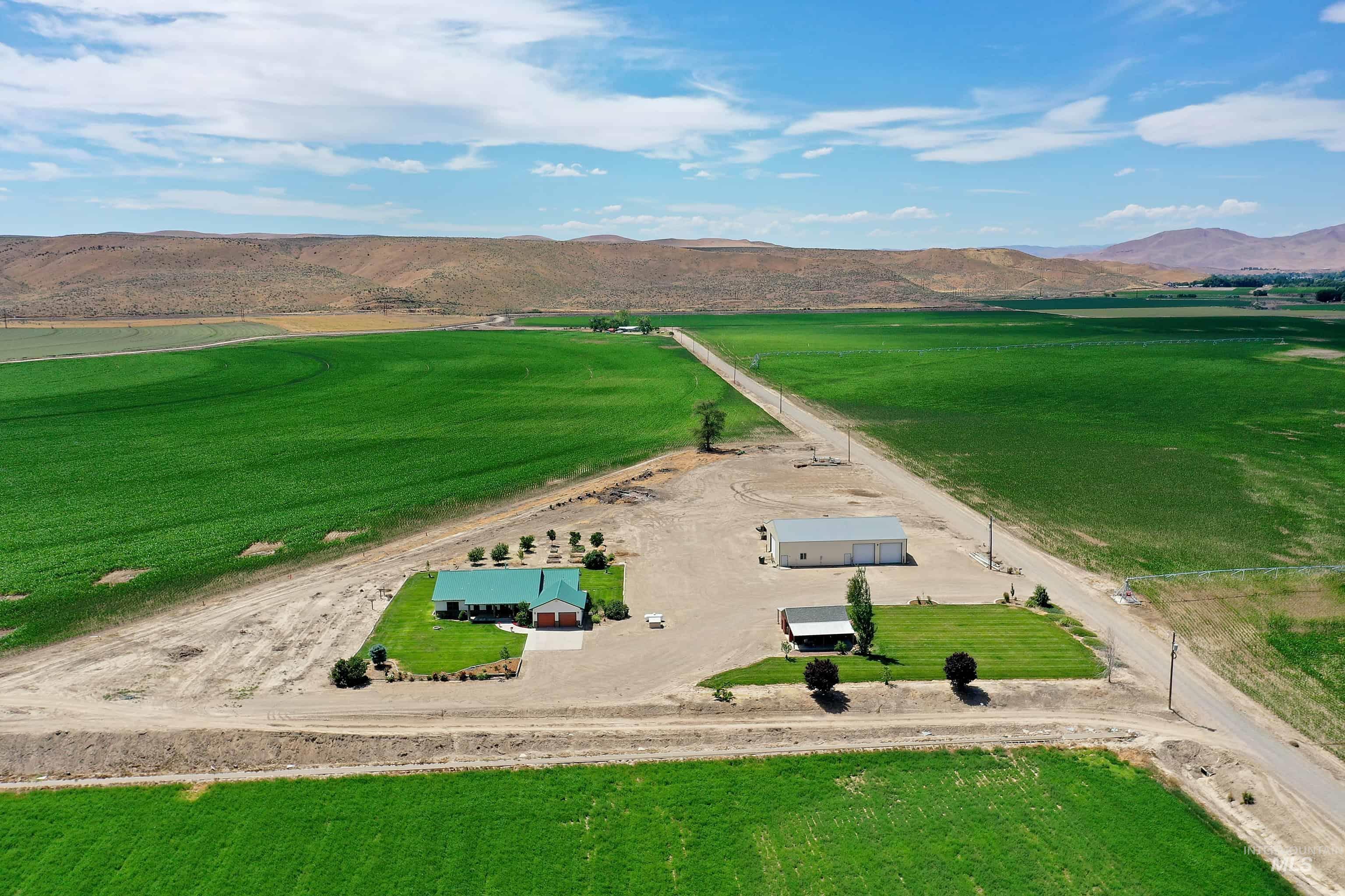 517 Oleander Rd, Ontario, Oregon 97914, 5 Bedrooms, 3.5 Bathrooms, Residential For Sale, Price $999,950, 98914903