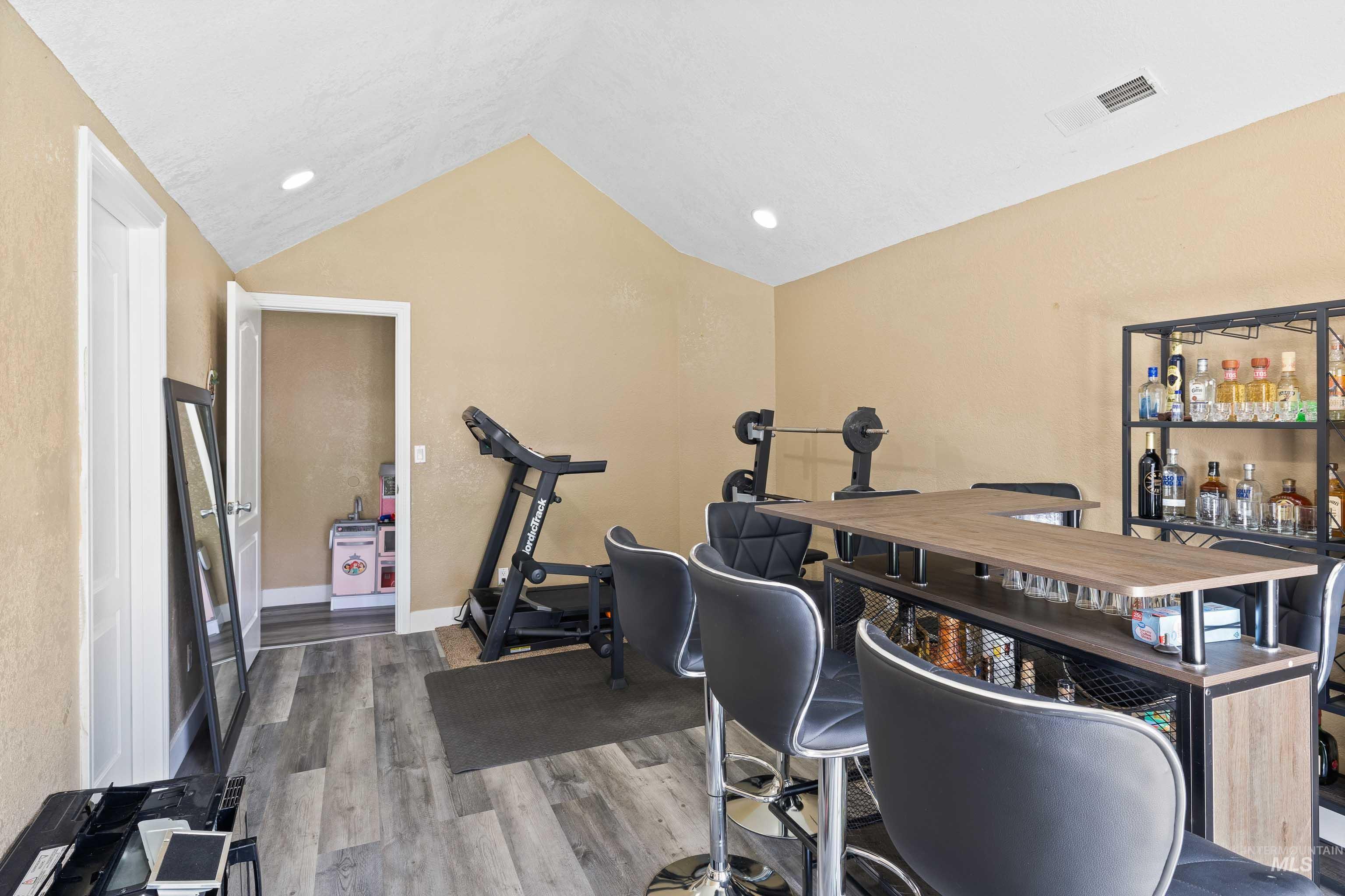 726 Wyoming St, Gooding, Idaho 83330, 3 Bedrooms, 3 Bathrooms, Residential For Sale, Price $264,900,MLS 98915131