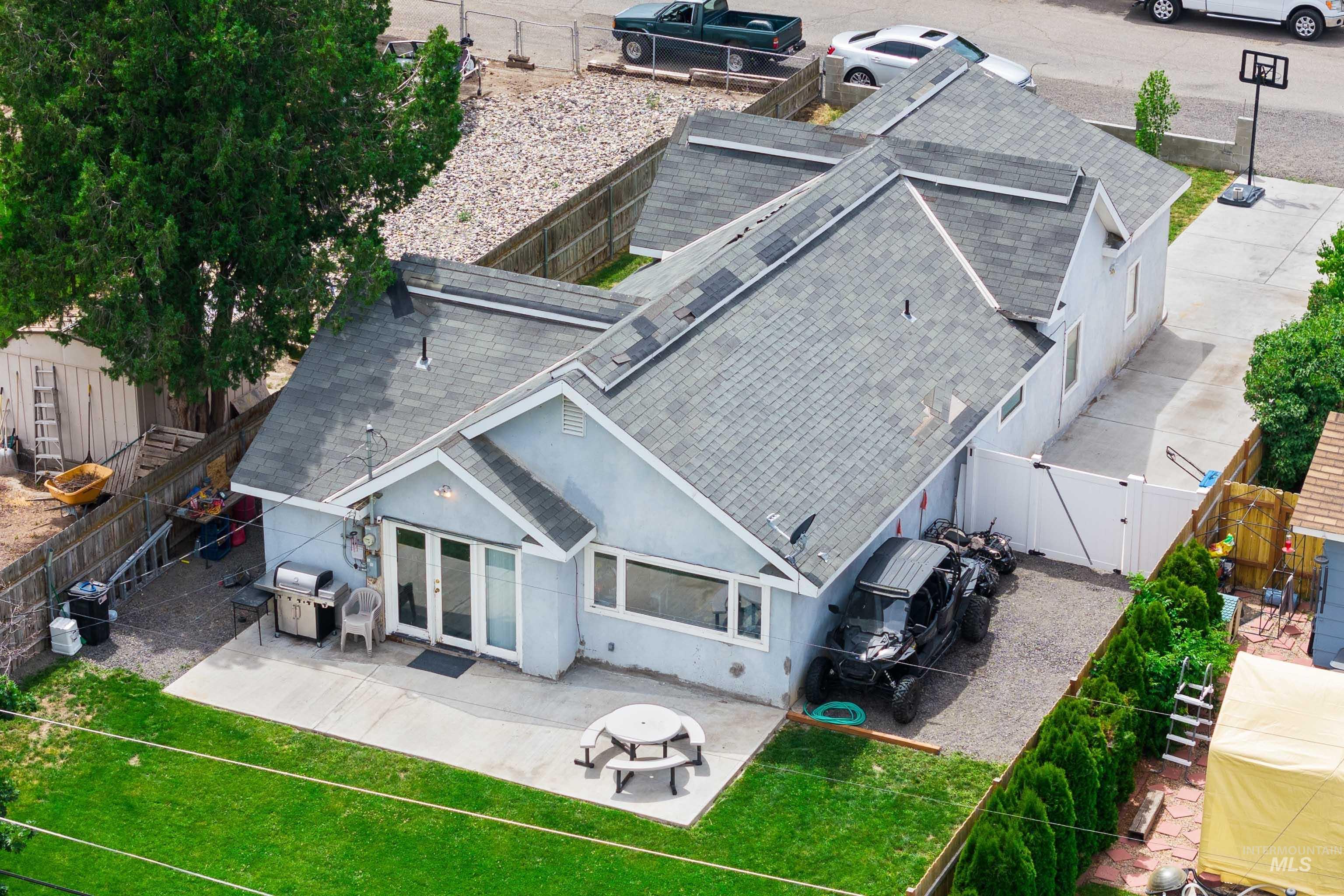 726 Wyoming St, Gooding, Idaho 83330, 3 Bedrooms, 3 Bathrooms, Residential For Sale, Price $264,900,MLS 98915131