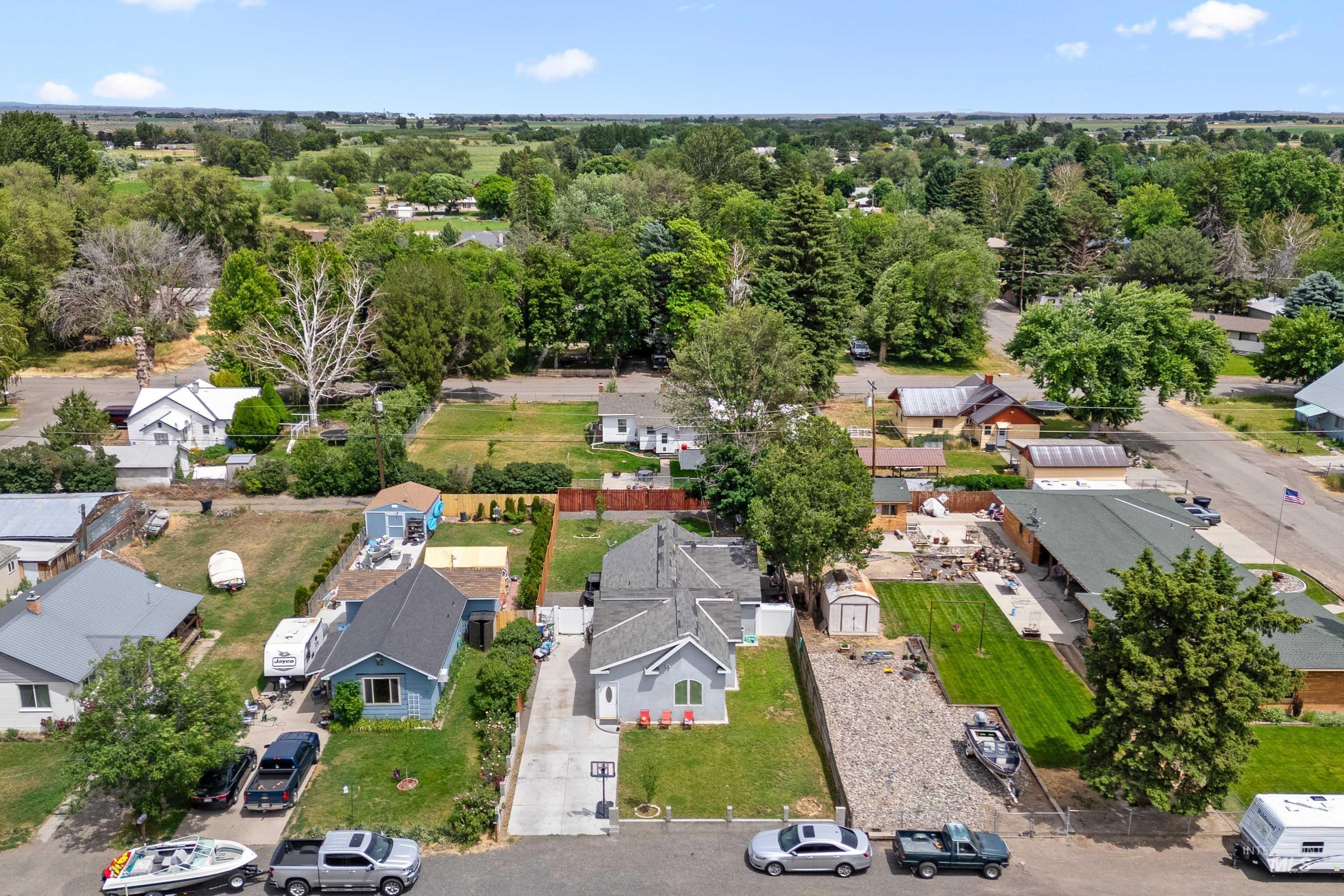 726 Wyoming St, Gooding, Idaho 83330, 3 Bedrooms, 3 Bathrooms, Residential For Sale, Price $264,900,MLS 98915131