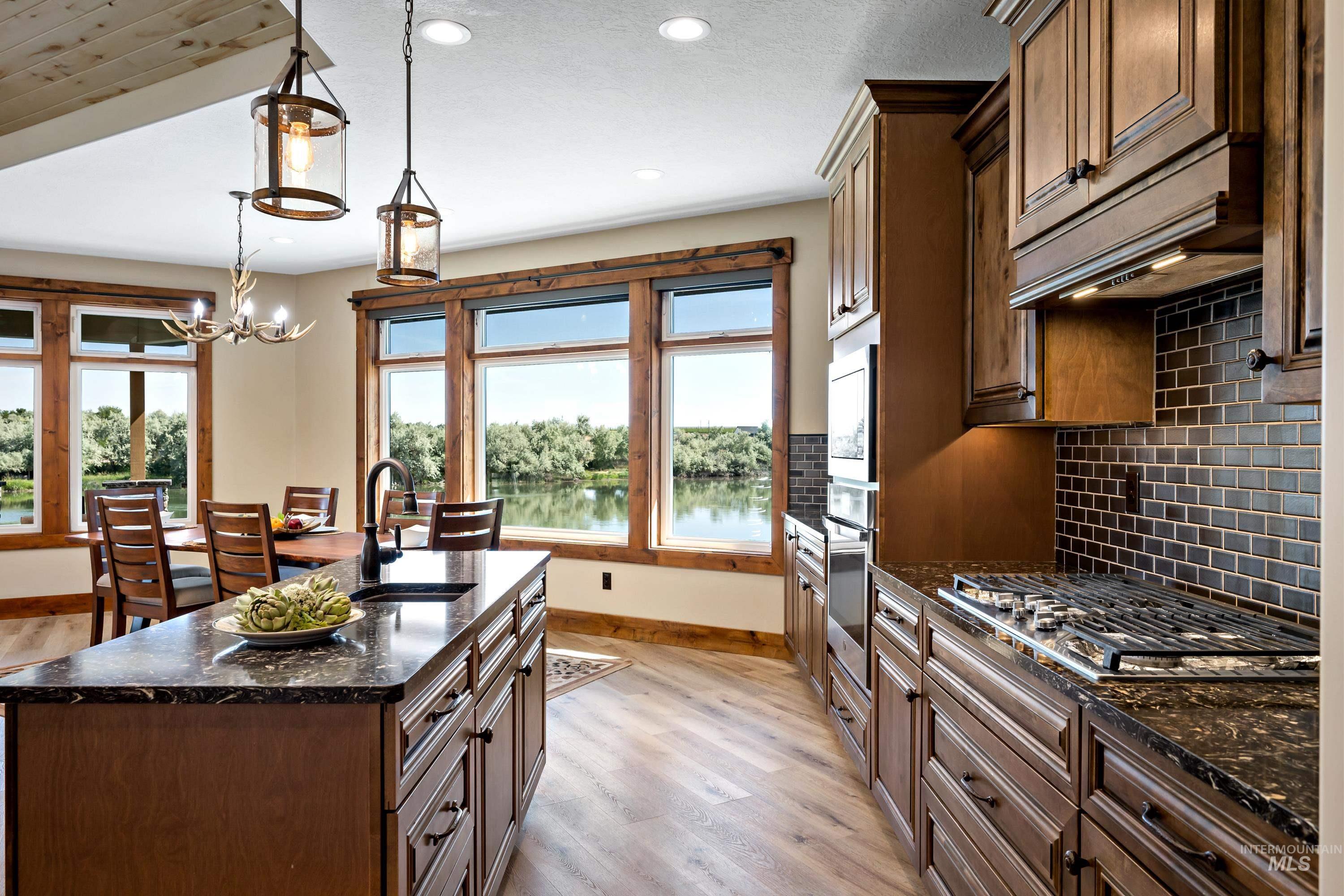 1964 River Road, Homedale, Idaho 83628, 5 Bedrooms, 4 Bathrooms, Residential For Sale, Price $1,995,000,MLS 98915675