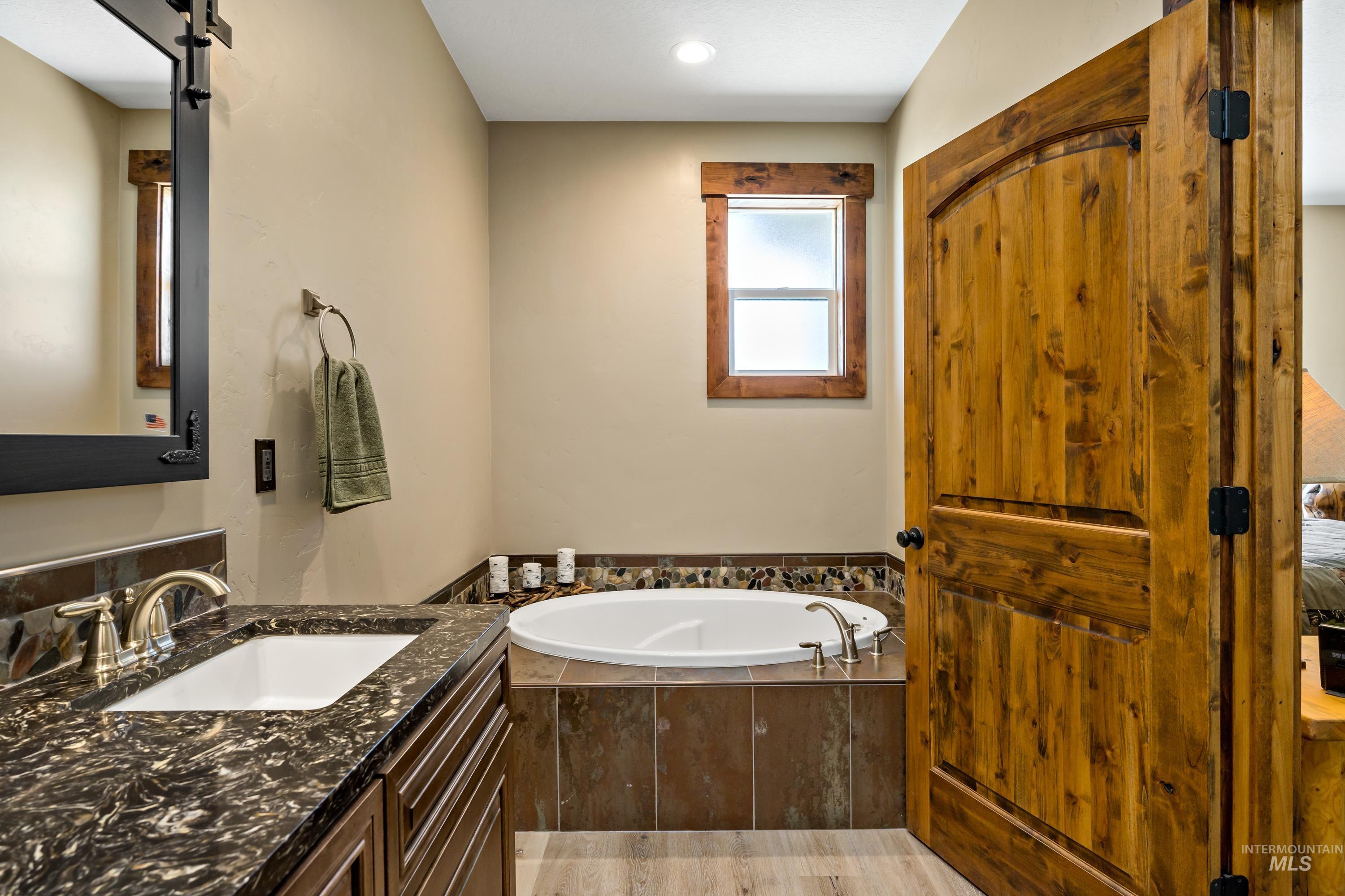 1964 River Road, Homedale, Idaho 83628, 5 Bedrooms, 4 Bathrooms, Residential For Sale, Price $1,995,000,MLS 98915675