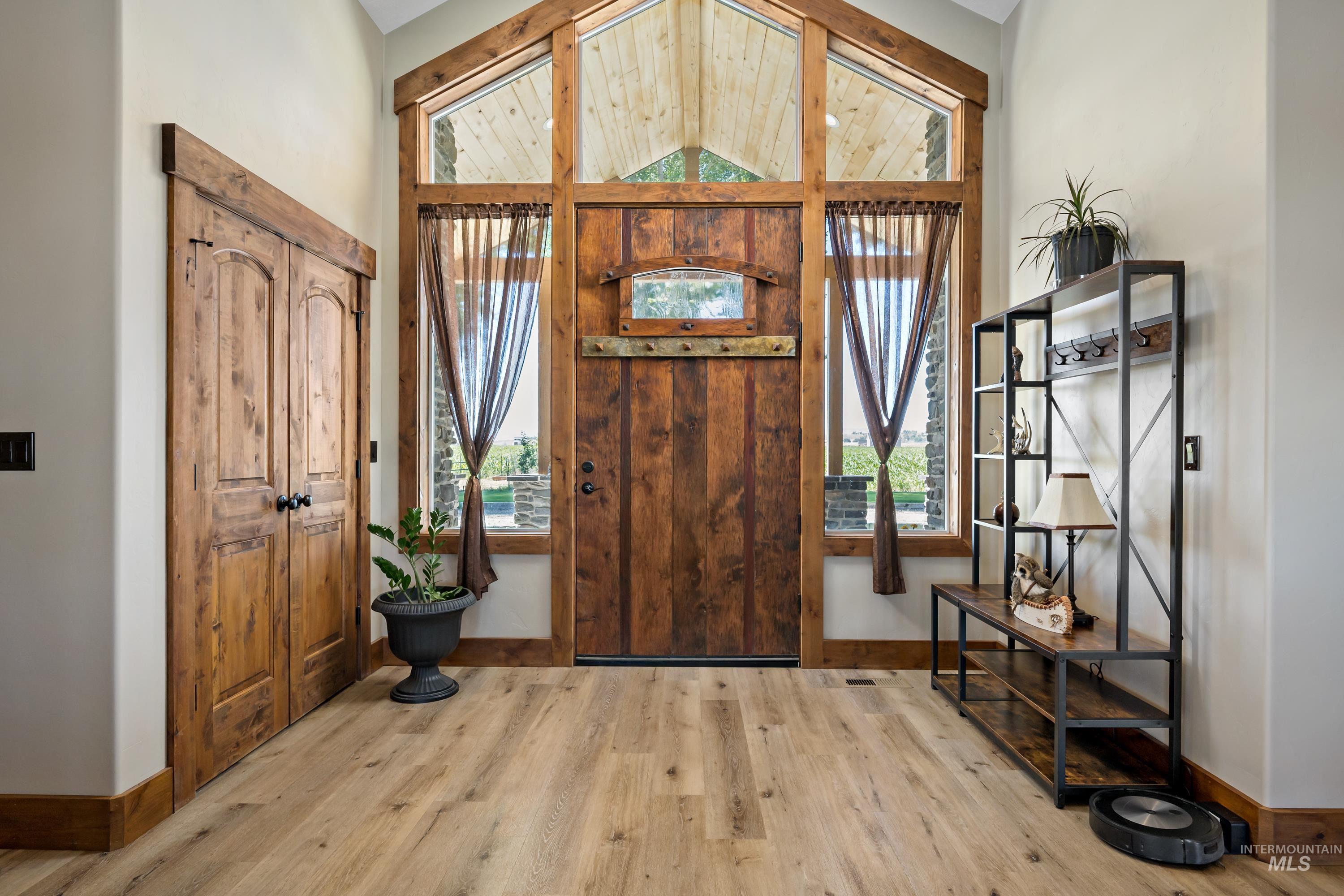 1964 River Road, Homedale, Idaho 83628, 5 Bedrooms, 4 Bathrooms, Residential For Sale, Price $1,995,000,MLS 98915675