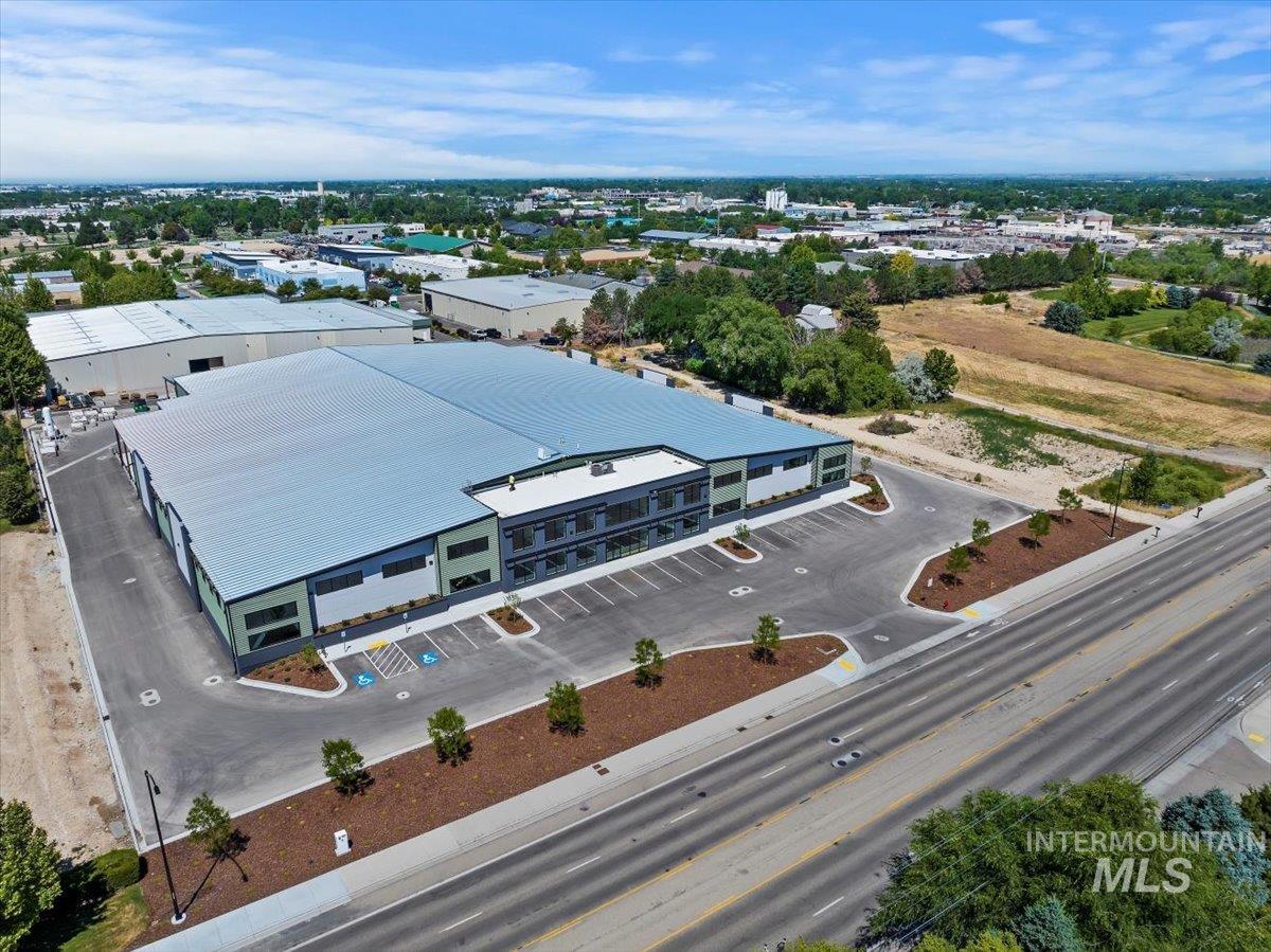 335 S Locust Grove Rd, Meridian, Idaho 83642-6276, 14 Rooms, Business/Commercial For Sale, Price $18,500,000, 98917460