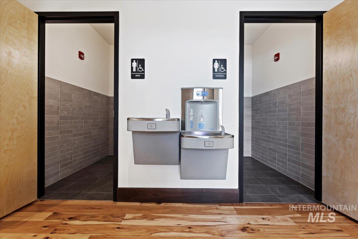 335 S Locust Grove Rd, Meridian, Idaho 83642-6276, 14 Rooms, Business/Commercial For Sale, Price $18,500,000, 98917460