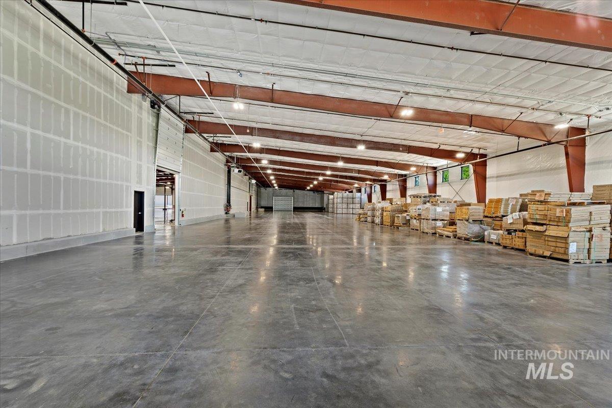 335 S Locust Grove Rd, Meridian, Idaho 83642-6276, 14 Rooms, Business/Commercial For Sale, Price $18,500,000, 98917460