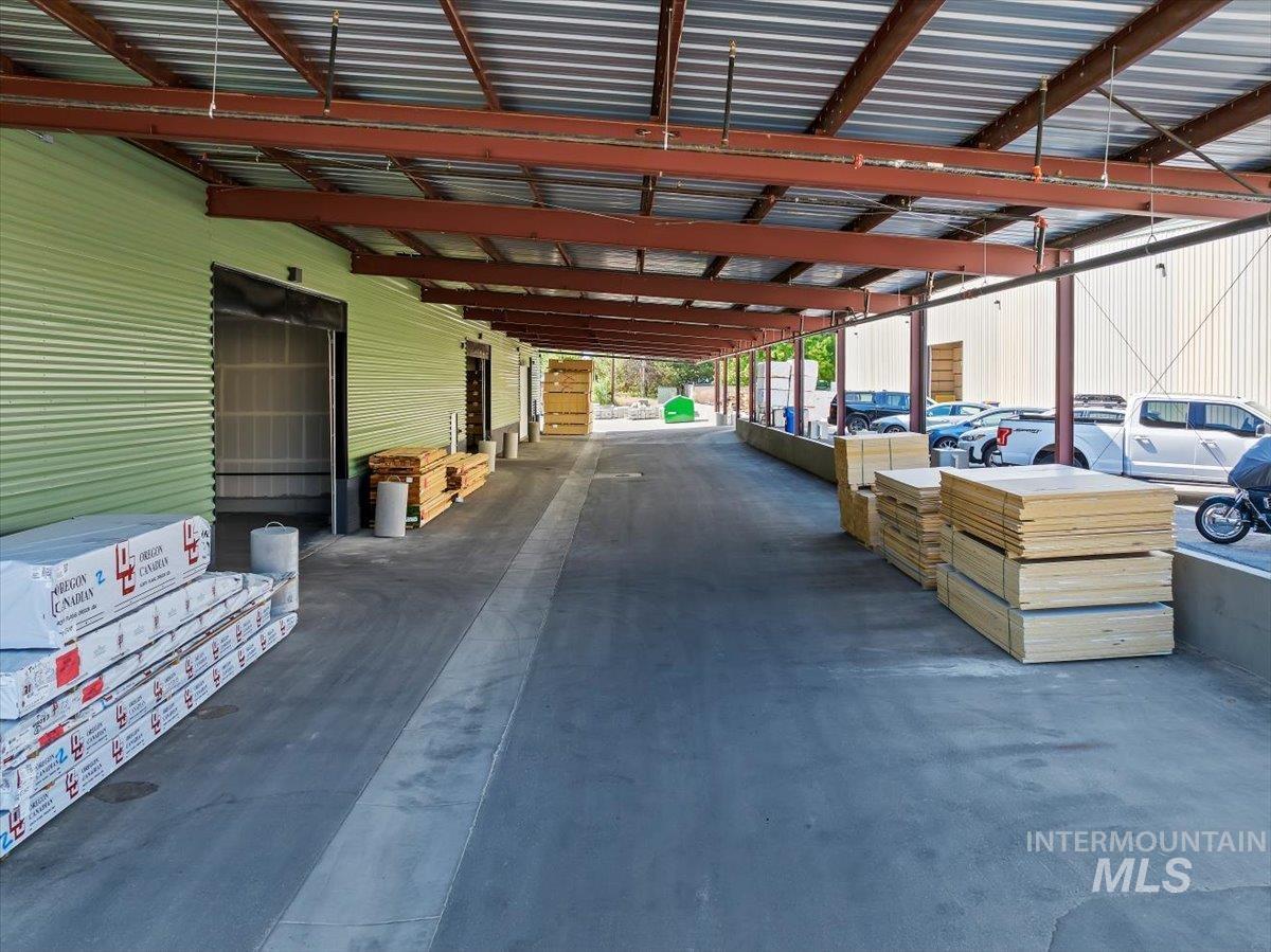 335 S Locust Grove Rd, Meridian, Idaho 83642-6276, 14 Rooms, Business/Commercial For Sale, Price $18,500,000, 98917460