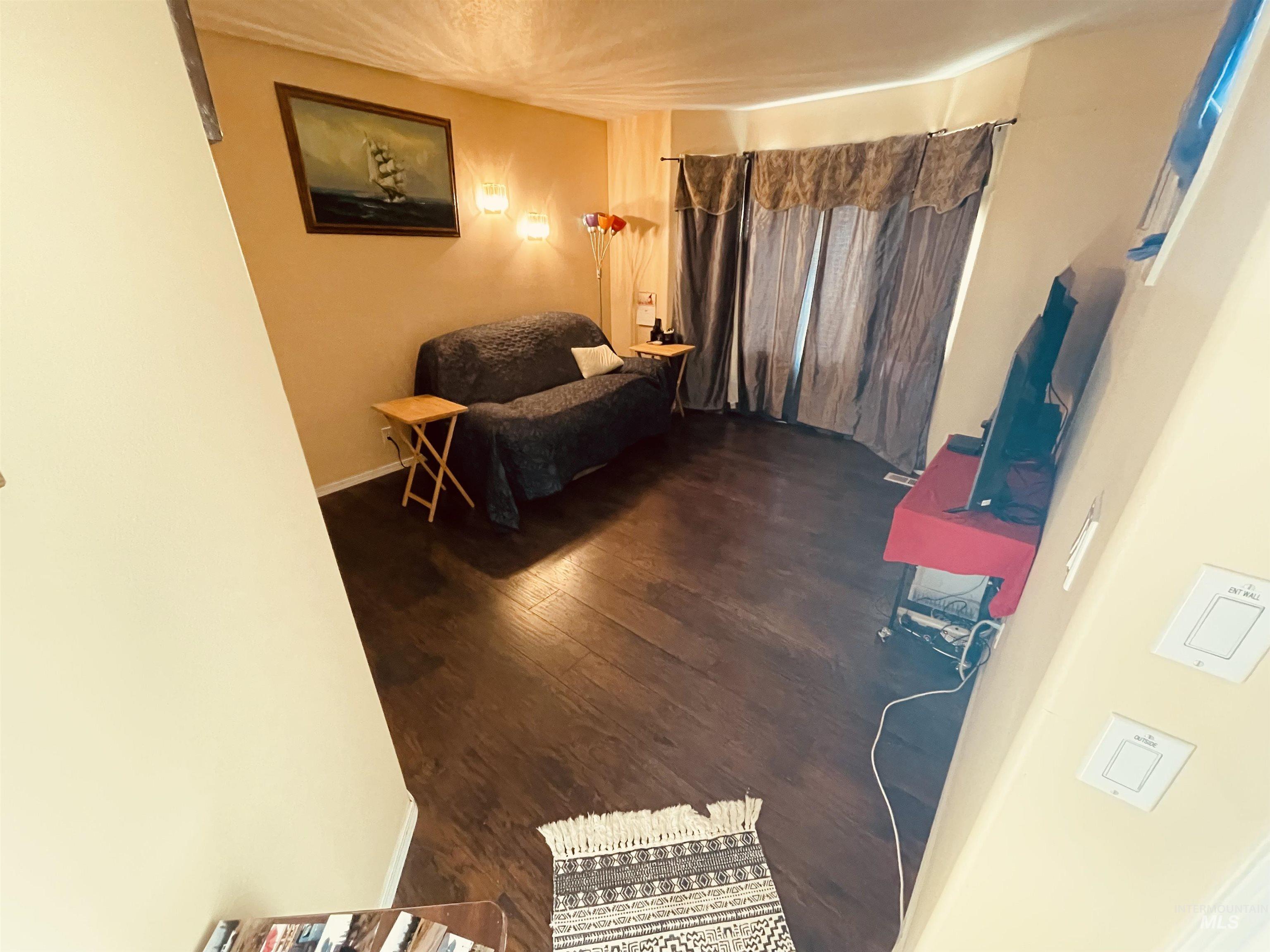 1293 Alameda Dr., Ontario, Oregon 97914, 3 Bedrooms, 2 Bathrooms, Residential For Sale, Price $449,000,MLS 98917470