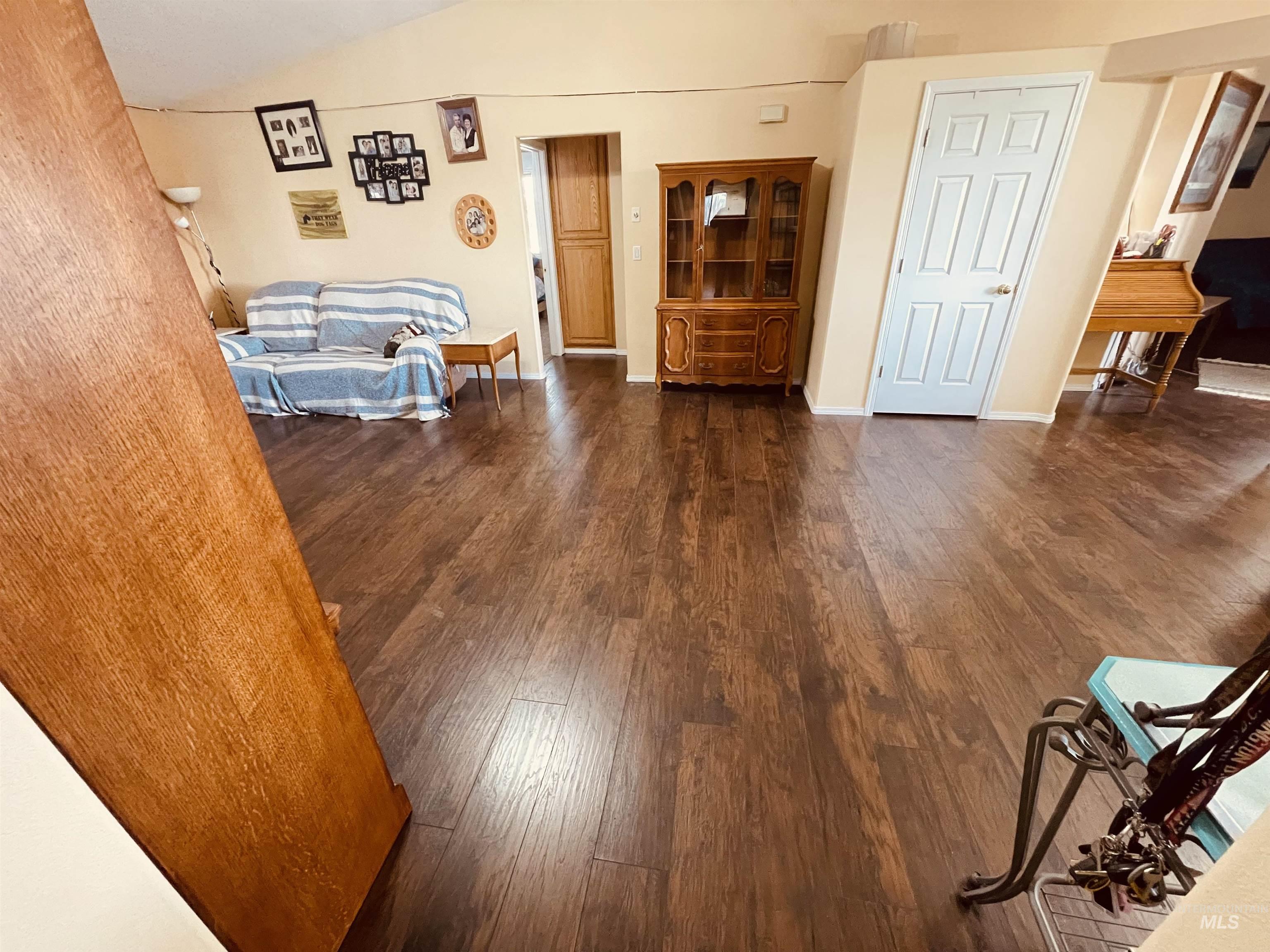 1293 Alameda Dr., Ontario, Oregon 97914, 3 Bedrooms, 2 Bathrooms, Residential For Sale, Price $449,000,MLS 98917470