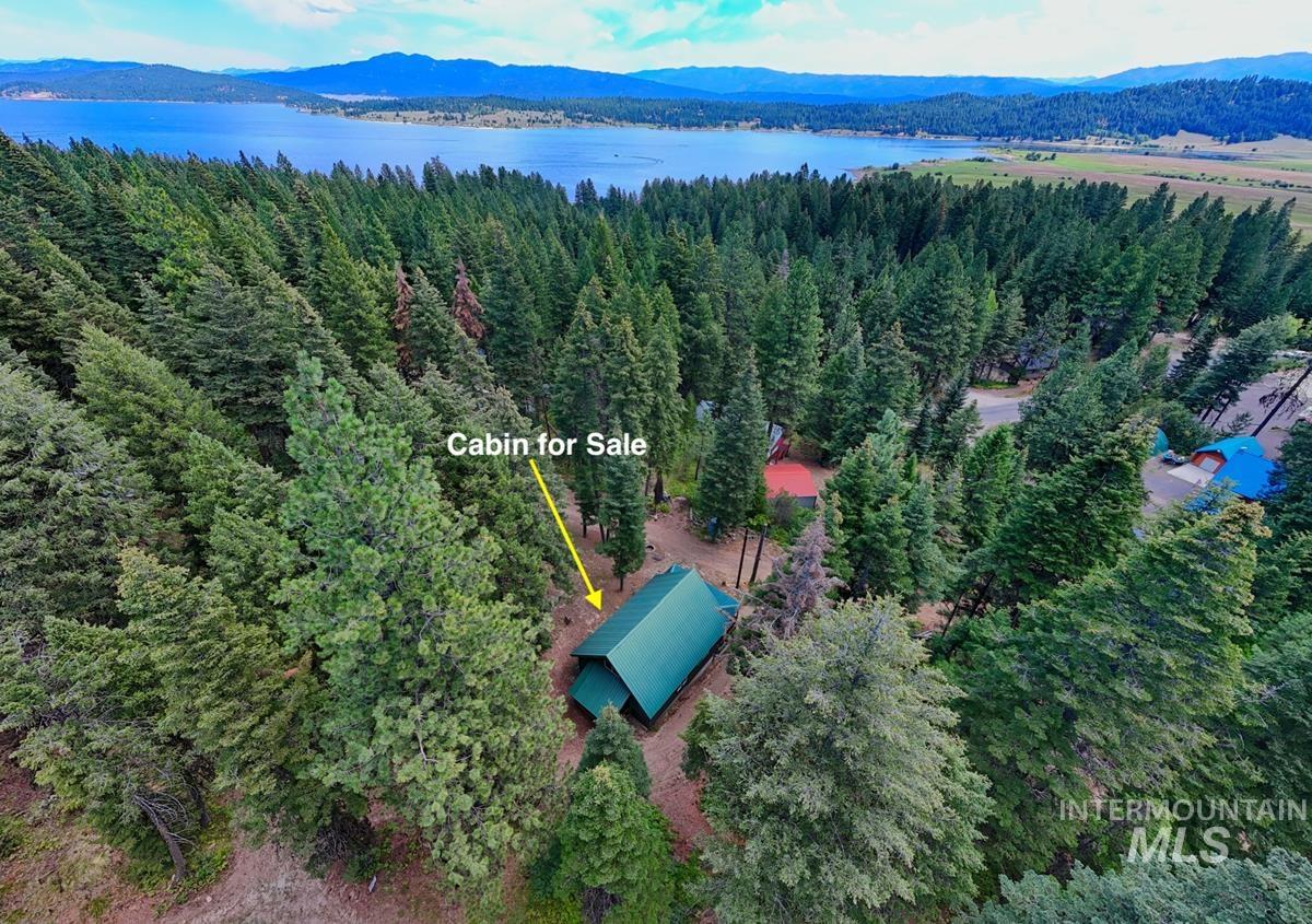 4 Ogburn Lane, Cascade, Idaho 83611, 1 Bedroom, 1 Bathroom, Residential For Sale, Price $399,000,MLS 98918445