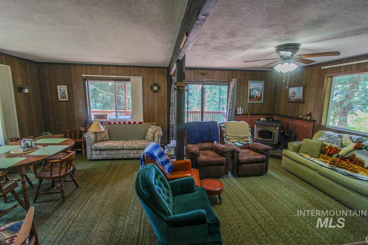 4 Ogburn Lane, Cascade, Idaho 83611, 1 Bedroom, 1 Bathroom, Residential For Sale, Price $419,000,MLS 98918445