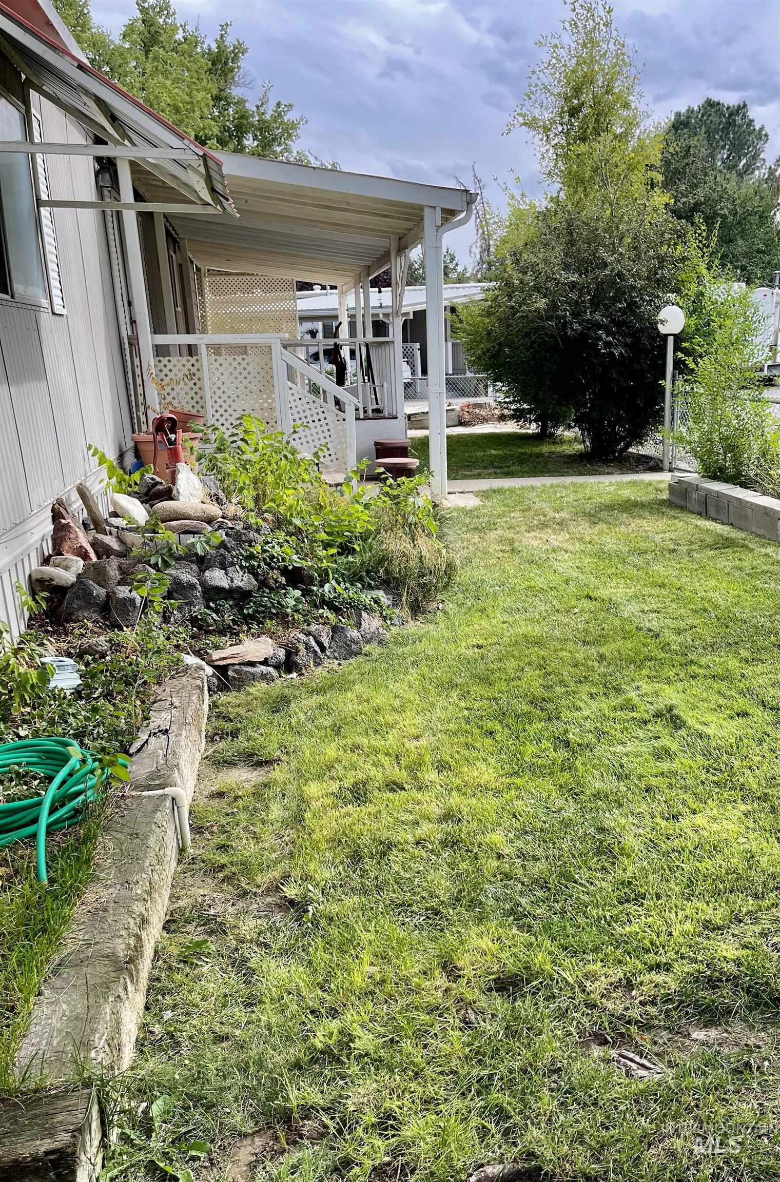 6 Blue Spruce, Hagerman, Idaho 83332, 3 Bedrooms, 2 Bathrooms, Residential For Sale, Price $83,900,MLS 98922037