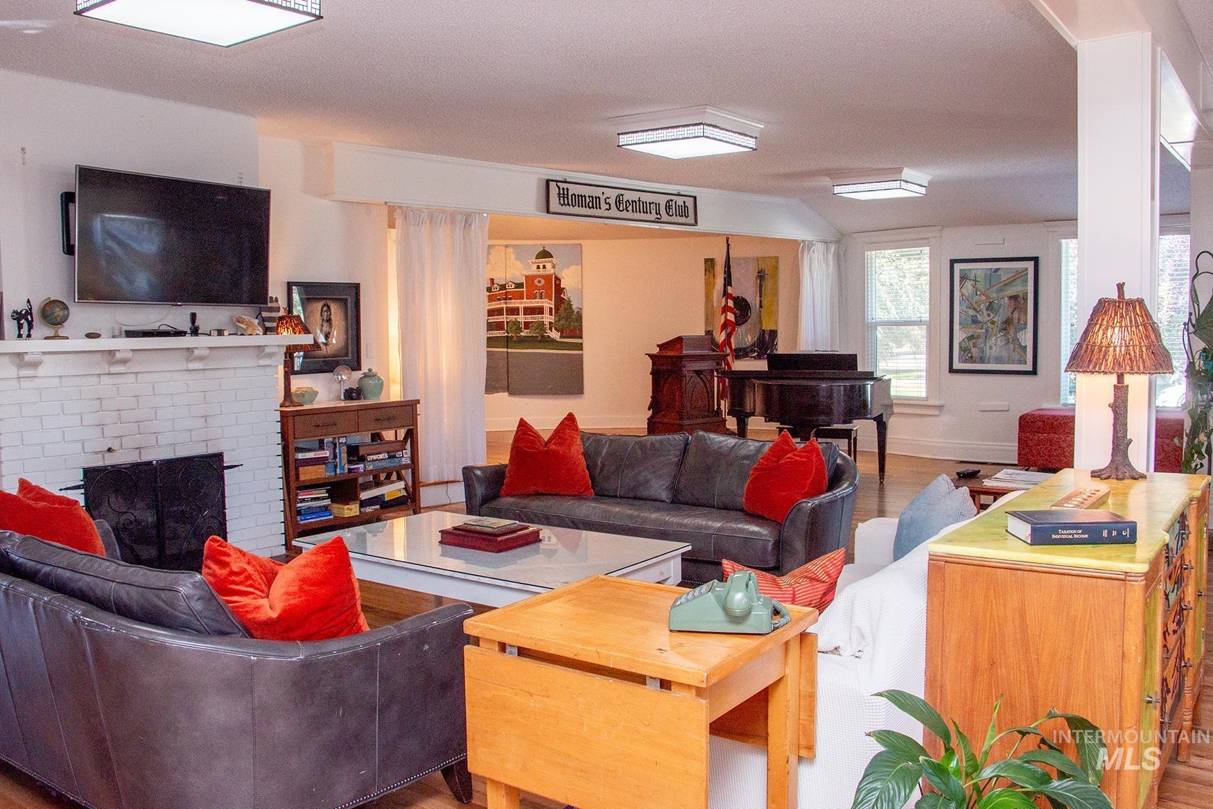 123 17th Ave S, Nampa, Idaho 83651, 3 Bedrooms, 2.5 Bathrooms, Residential For Sale, Price $575,000,MLS 98923061