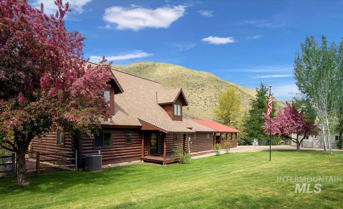 6856 Highway 55, Horseshoe Bend, Idaho 83629, 3 Bedrooms, 3 Bathrooms, Residential For Sale, Price $1,498,000,MLS 98923100