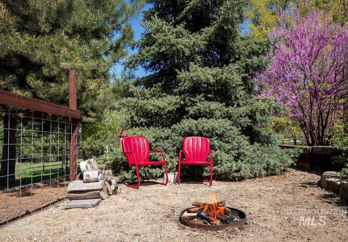 6856 Highway 55, Horseshoe Bend, Idaho 83629, 3 Bedrooms, 3 Bathrooms, Residential For Sale, Price $1,498,000,MLS 98923100