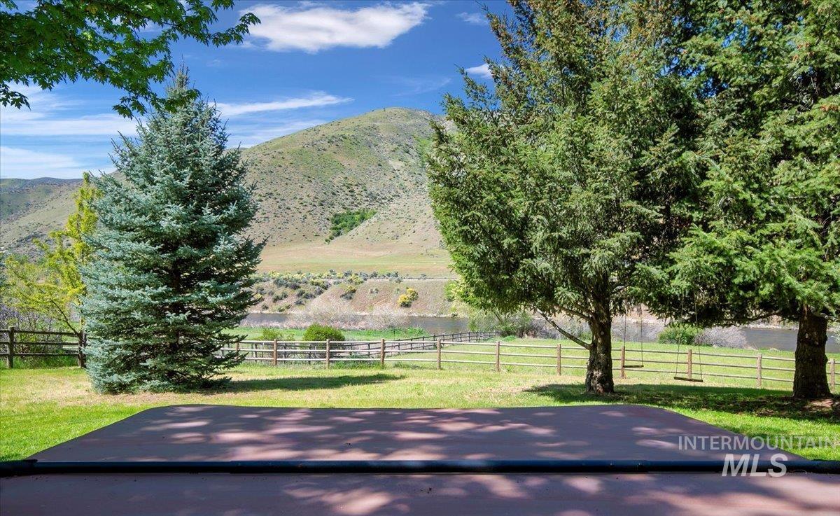 6856 Highway 55, Horseshoe Bend, Idaho 83629, 3 Bedrooms, 3 Bathrooms, Residential For Sale, Price $1,498,000,MLS 98923100