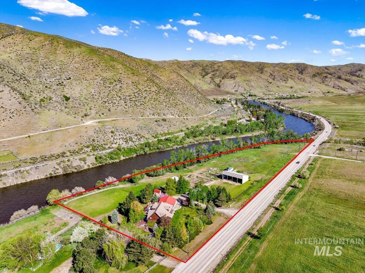 6856 Highway 55, Horseshoe Bend, Idaho 83629, 3 Bedrooms, 3 Bathrooms, Residential For Sale, Price $1,498,000,MLS 98923100
