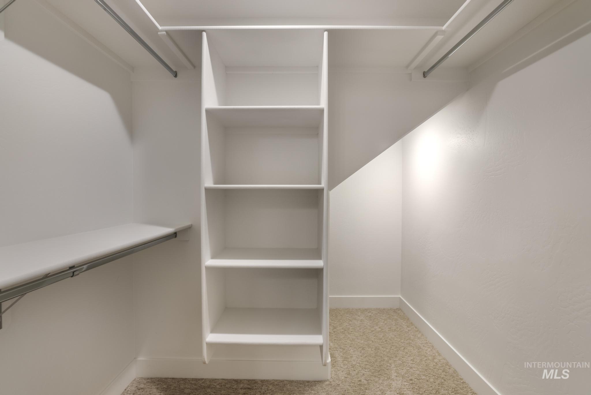 812 & 816 Jack Ave, Jerome, Idaho 83338, 4 Bedrooms, 2.5 Bathrooms, Residential Income For Sale, Price $719,800,MLS 98923187