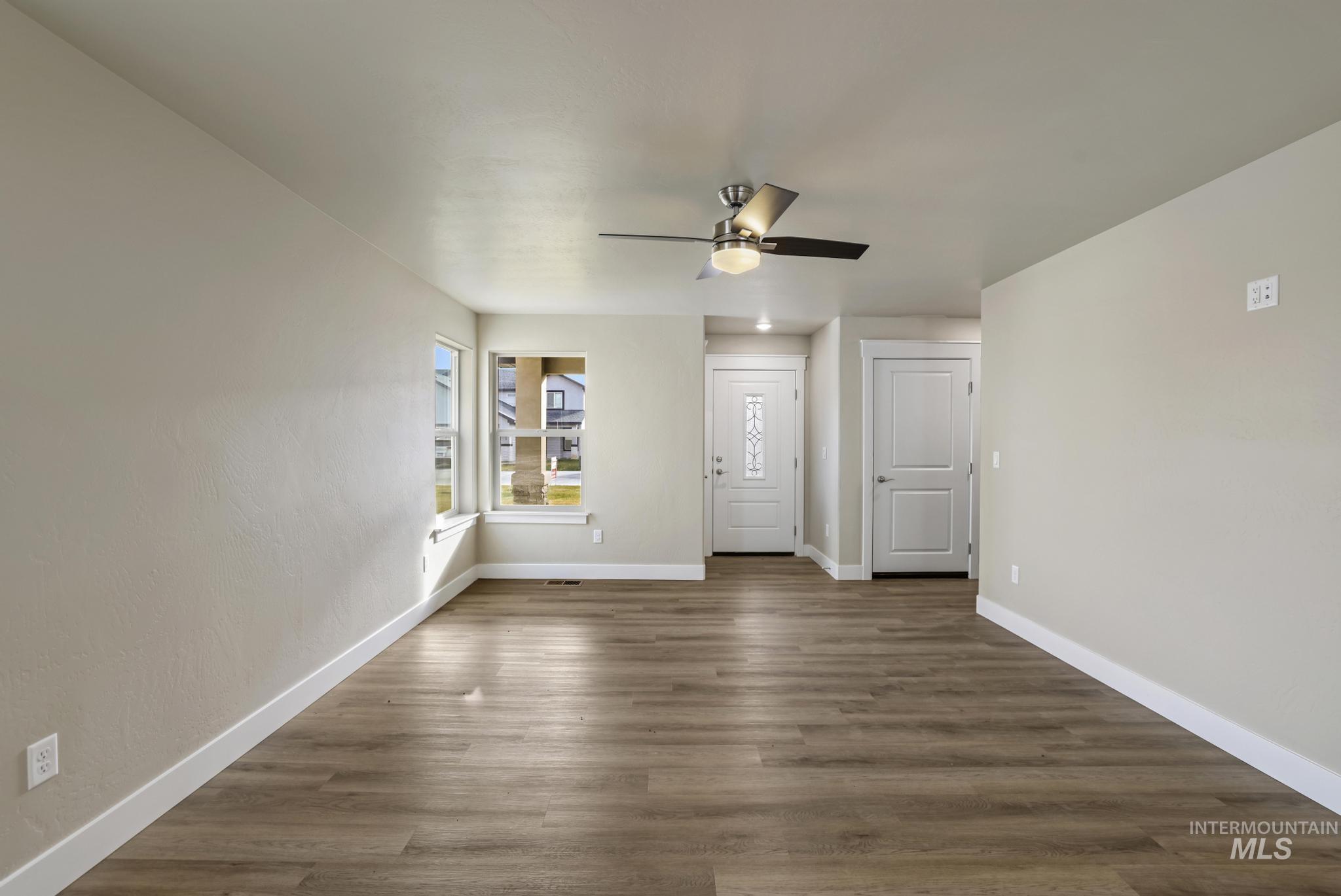 812 & 816 Jack Ave, Jerome, Idaho 83338, 4 Bedrooms, 2.5 Bathrooms, Residential Income For Sale, Price $719,800,MLS 98923187