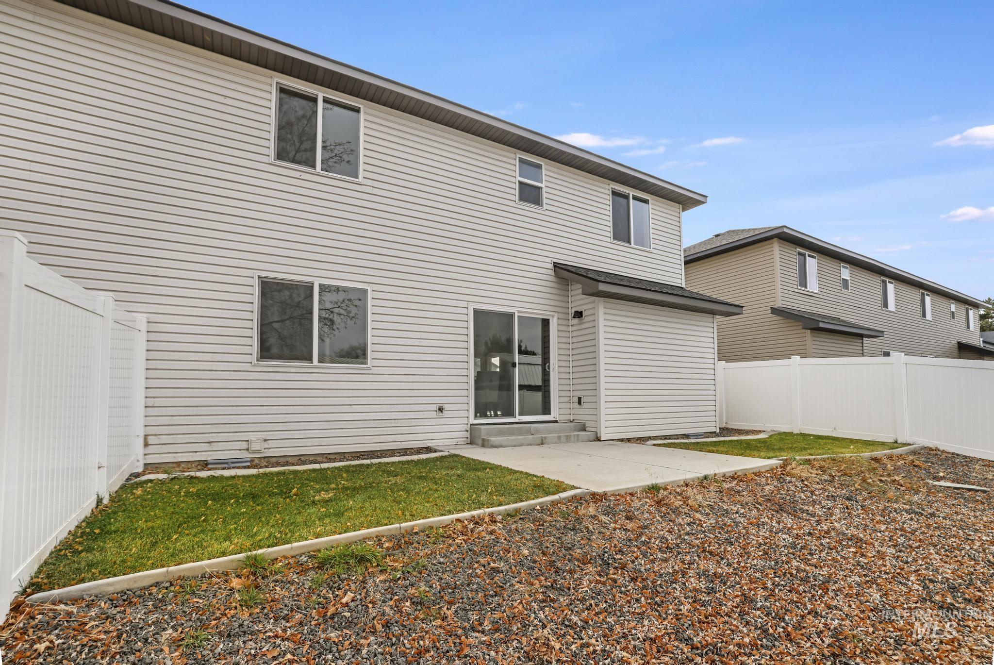 820 & 824 Jack Ave, Jerome, Idaho 83338, 4 Bedrooms, 2.5 Bathrooms, Residential Income For Sale, Price $719,800,MLS 98923188